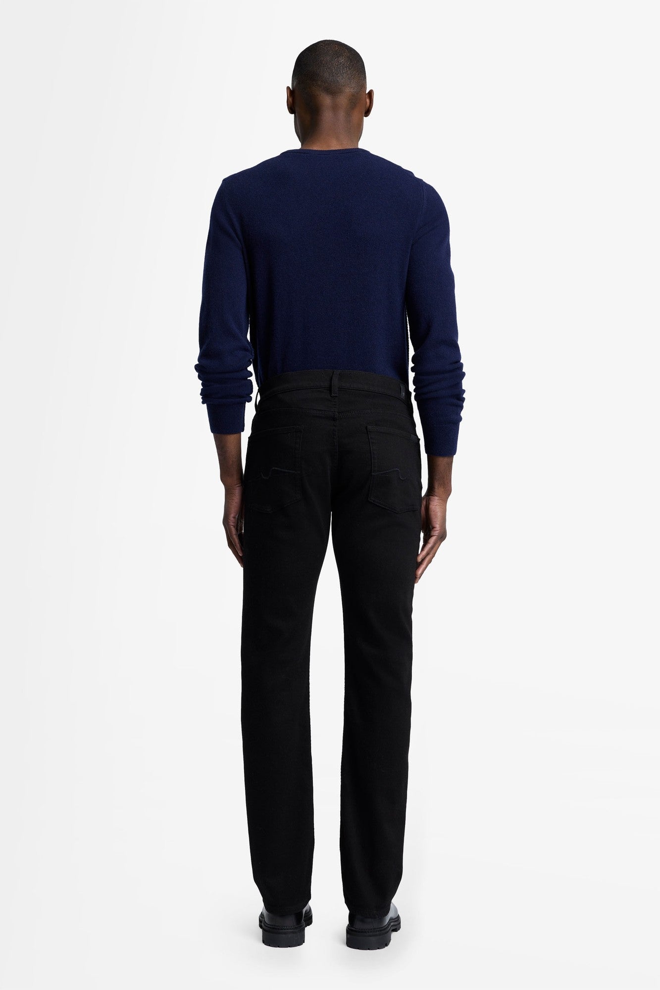 7-for-all-mankind-standard-jeans-luxe-performance-rinse-black image 5