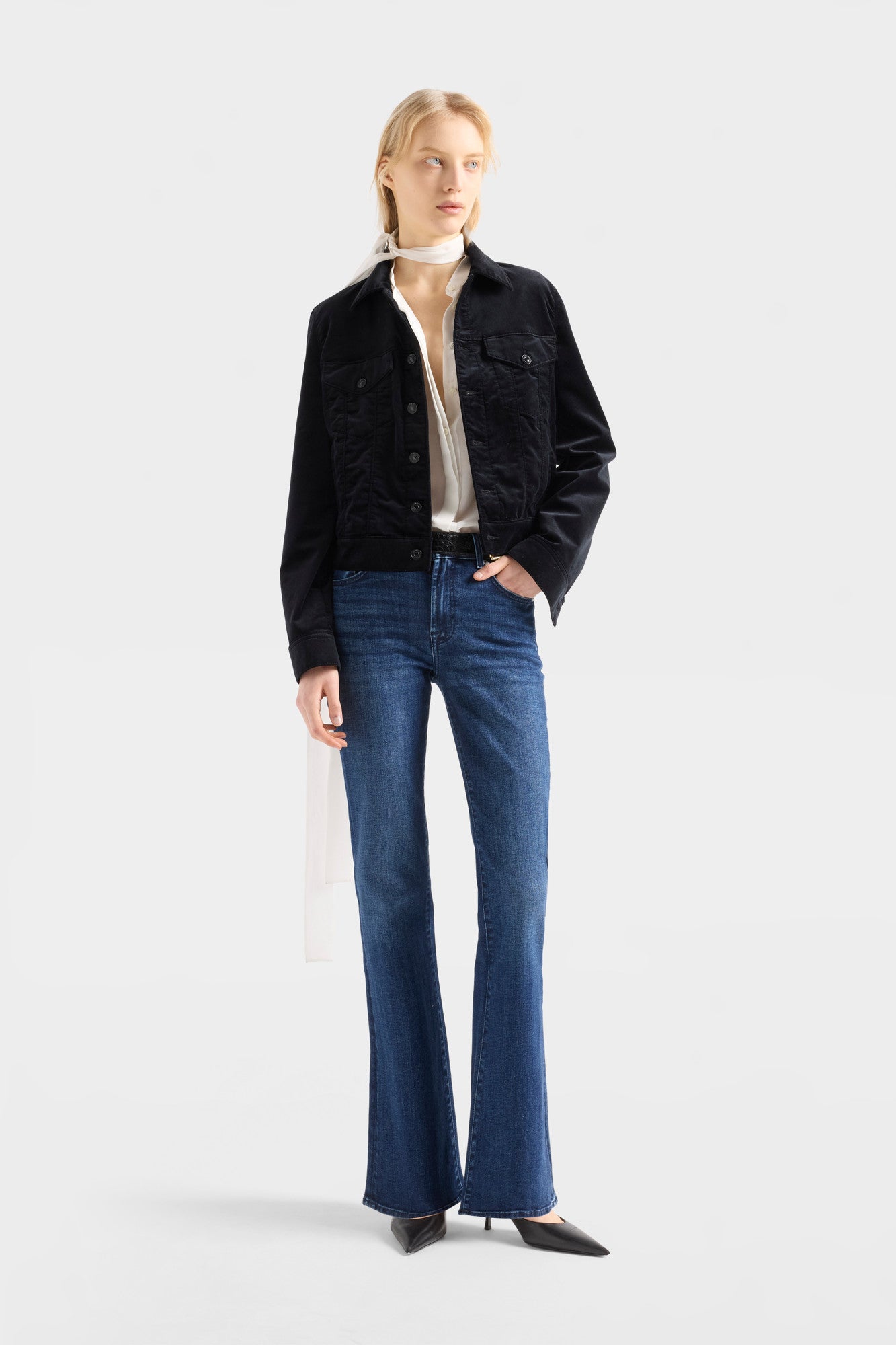7-for-all-mankind-leggy-bootcut-jeans-slim-illusion-soho-dark-damen image 2