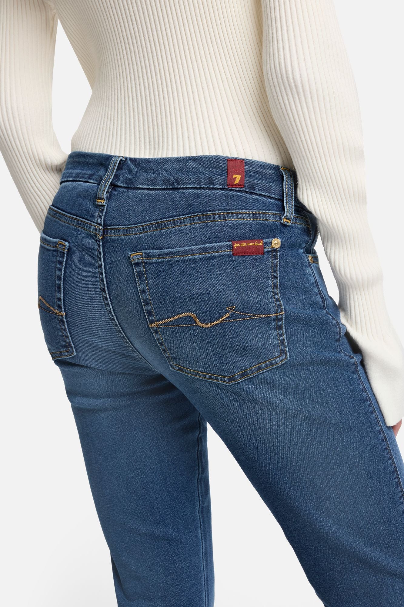 7-for-all-mankind-b-air-kimmie-straight-jeans-duchess image 4