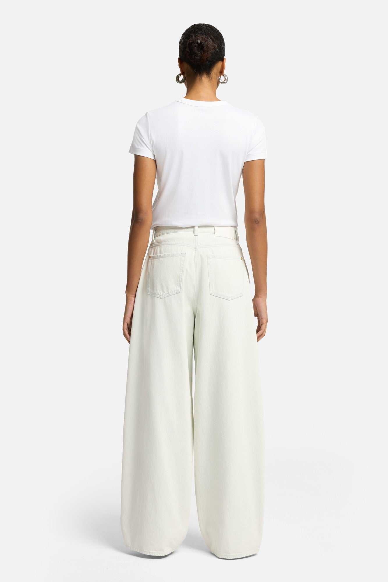 7-for-all-mankind-the-baggy-summer-mist-wide-leg-jeans image 5