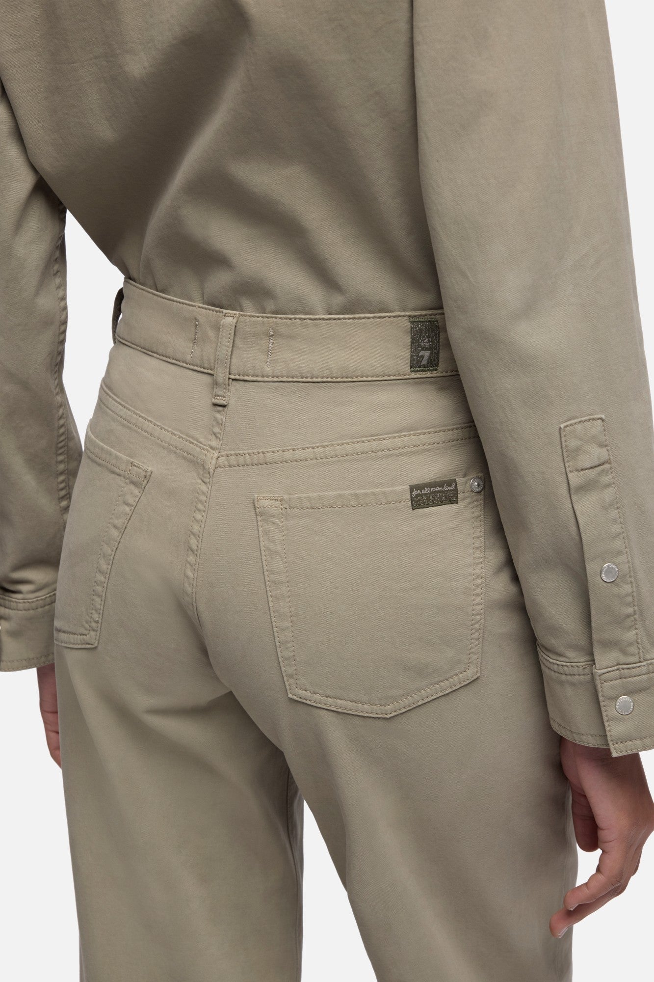 7-for-all-mankind-stovepipe-straight-ankle-hose-comfort-military image 4