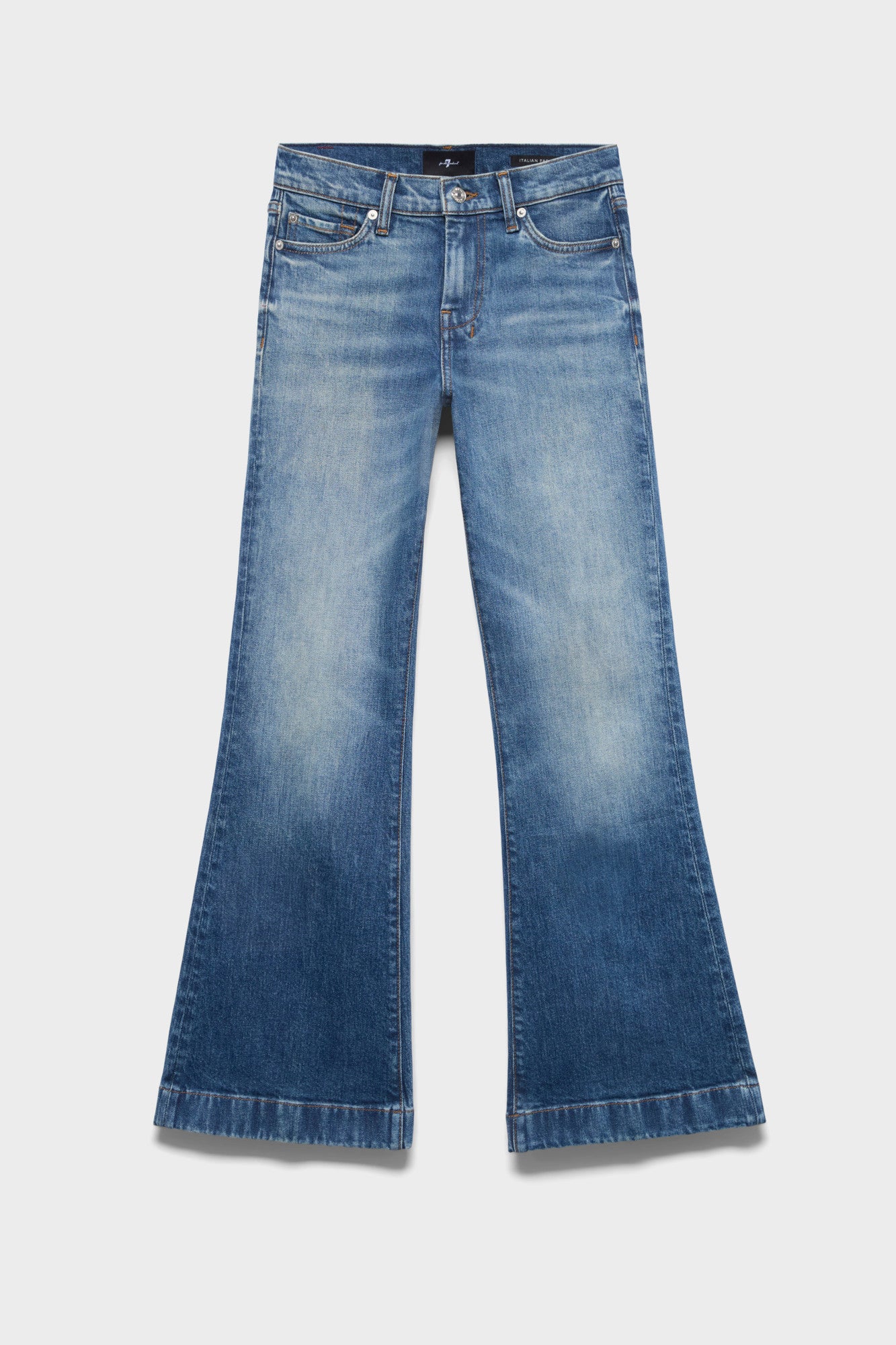 7-for-all-mankind-dojo-30-flared-jeans-in-denim-bluefern image 7
