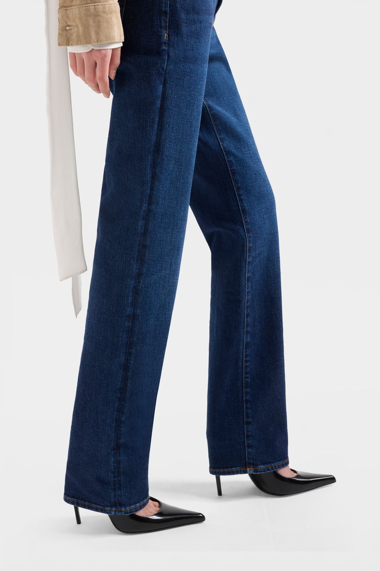 7-for-all-mankind-the-slim-jeans-cashmere-denim-could-night image 6