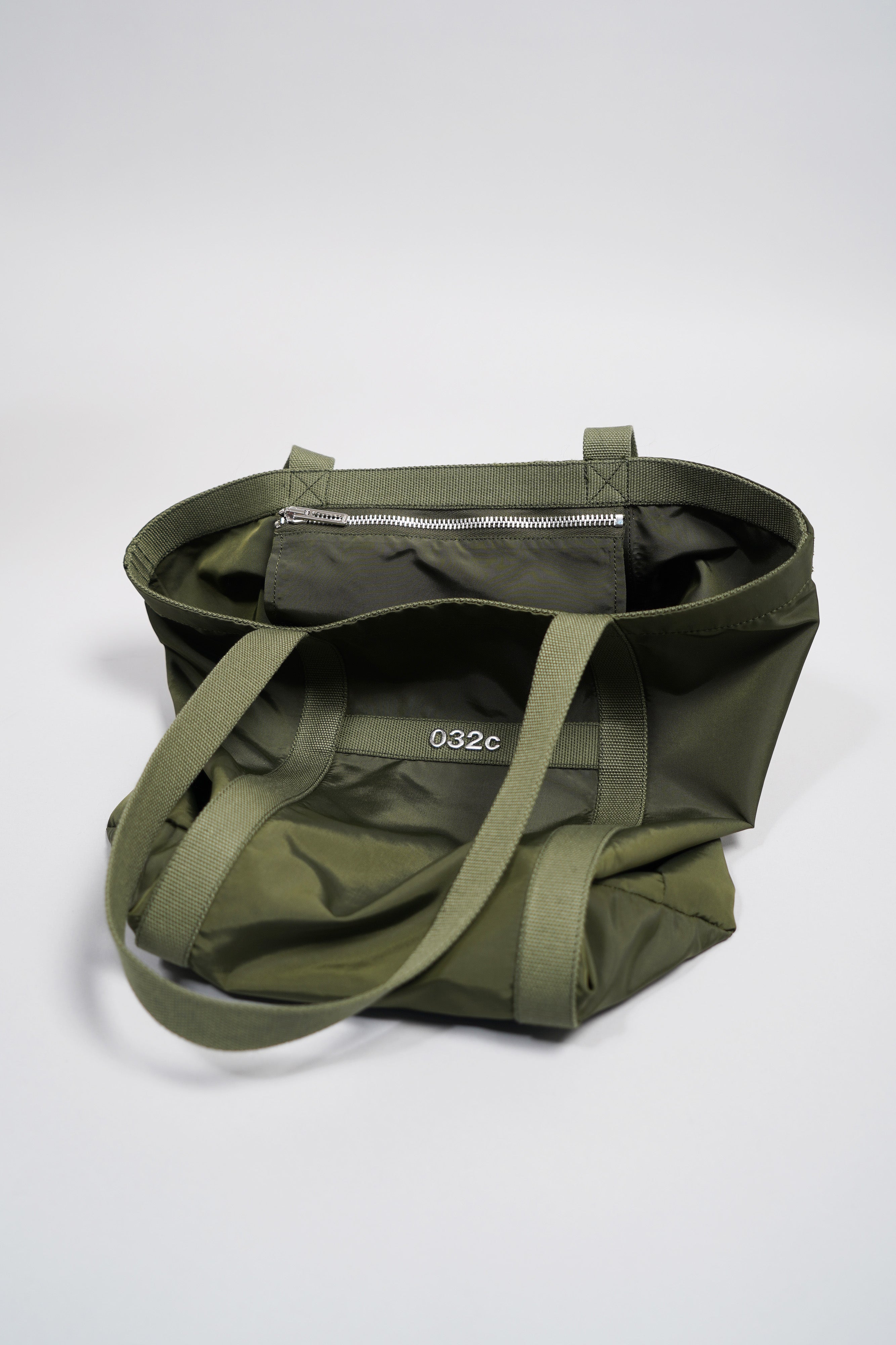 032c-tote-bag-technical-tote-aus-leichtem-nylon image 6