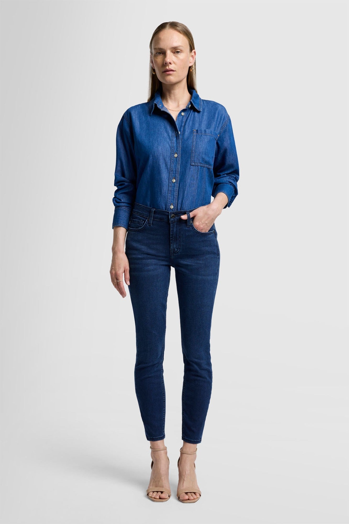 7-for-all-mankind-the-skinny-b-air-park-avenue-ankle-skinny-jeans image 2
