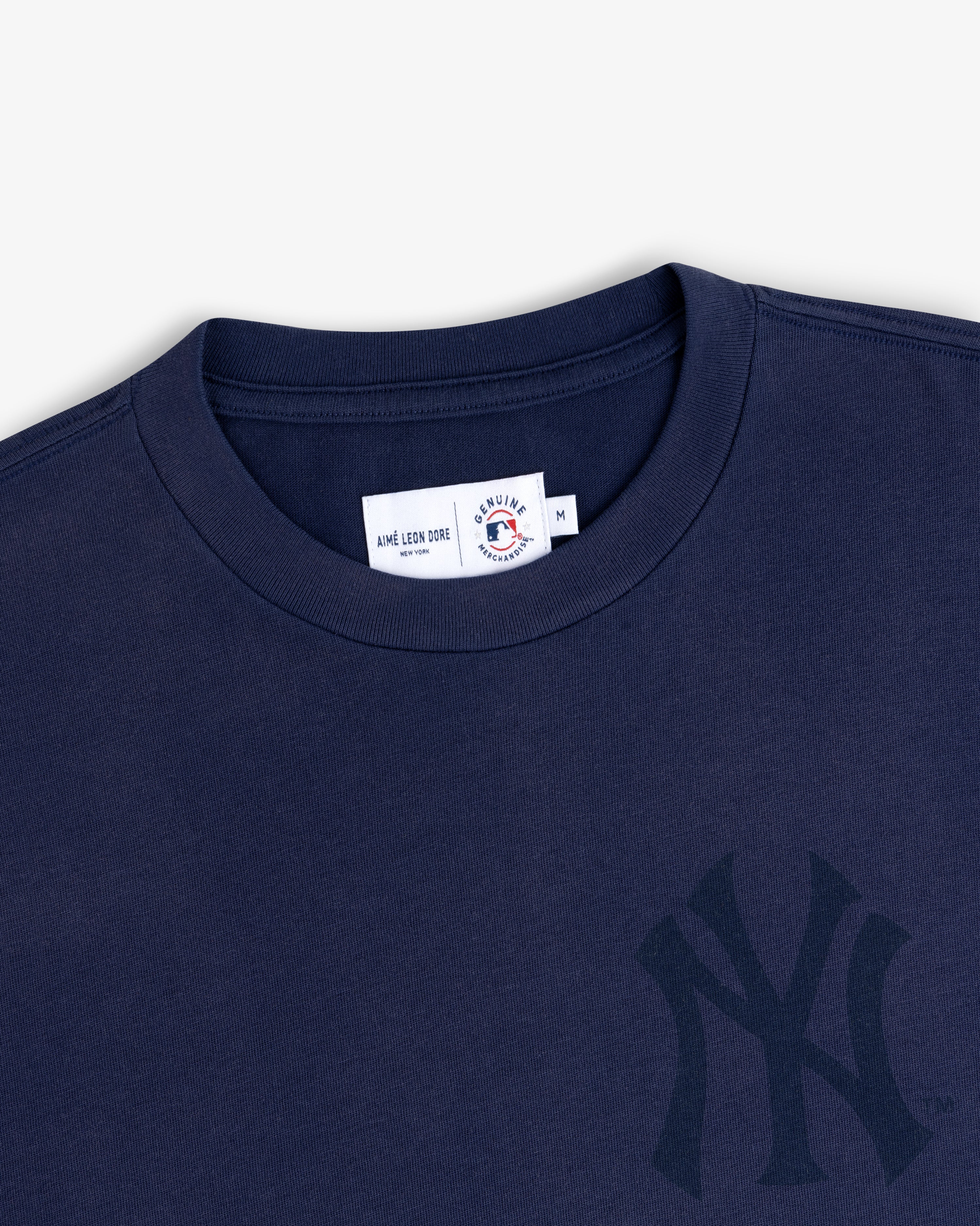 aim-leon-dore-yankees-washed-logo-tee-navy-t-shirt image 4
