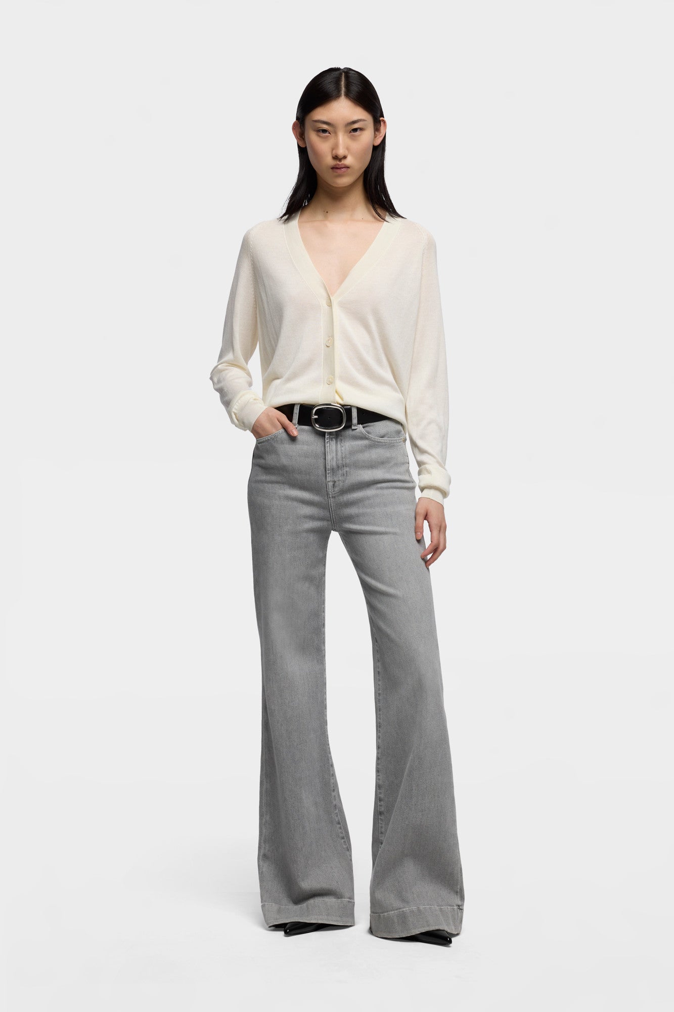 7-for-all-mankind-modern-dojo-flare-jeans-silver-wash image 2