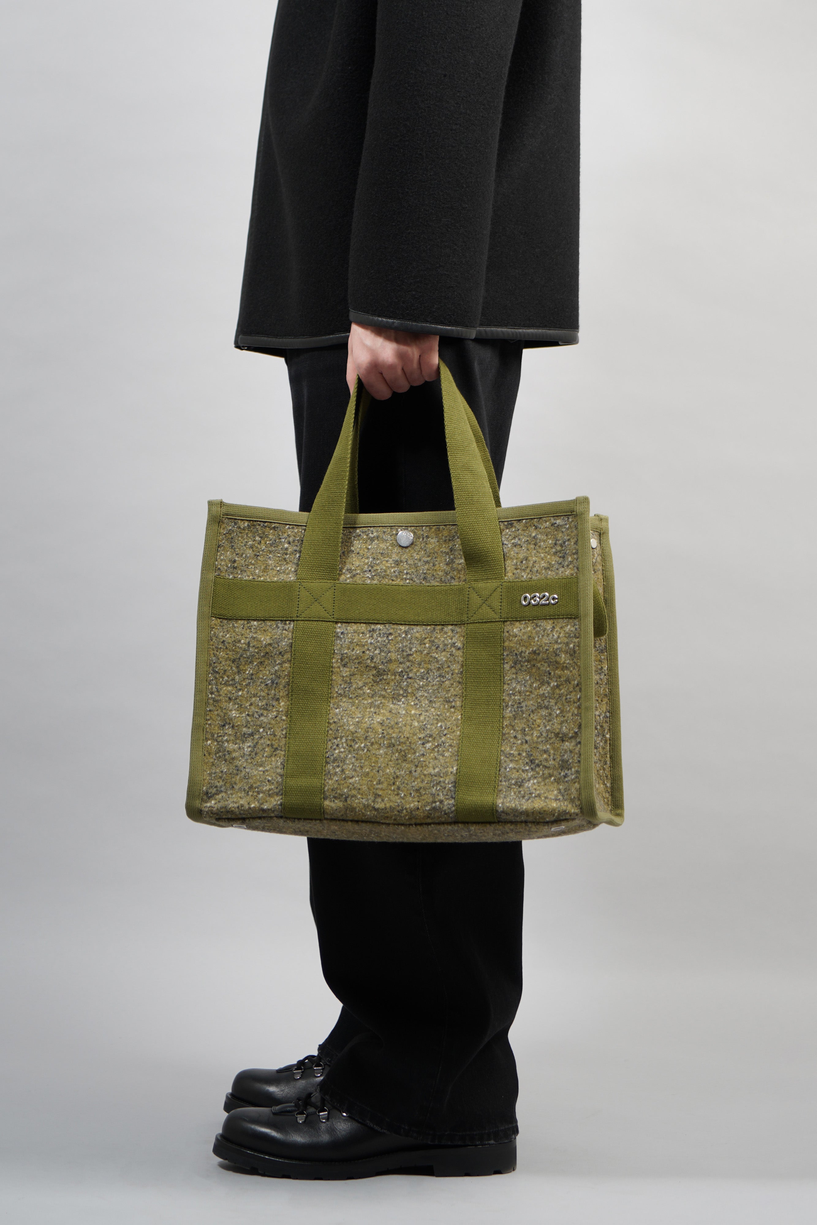 032c-meadow-portfolio-bag-xs-mini-tasche image 2