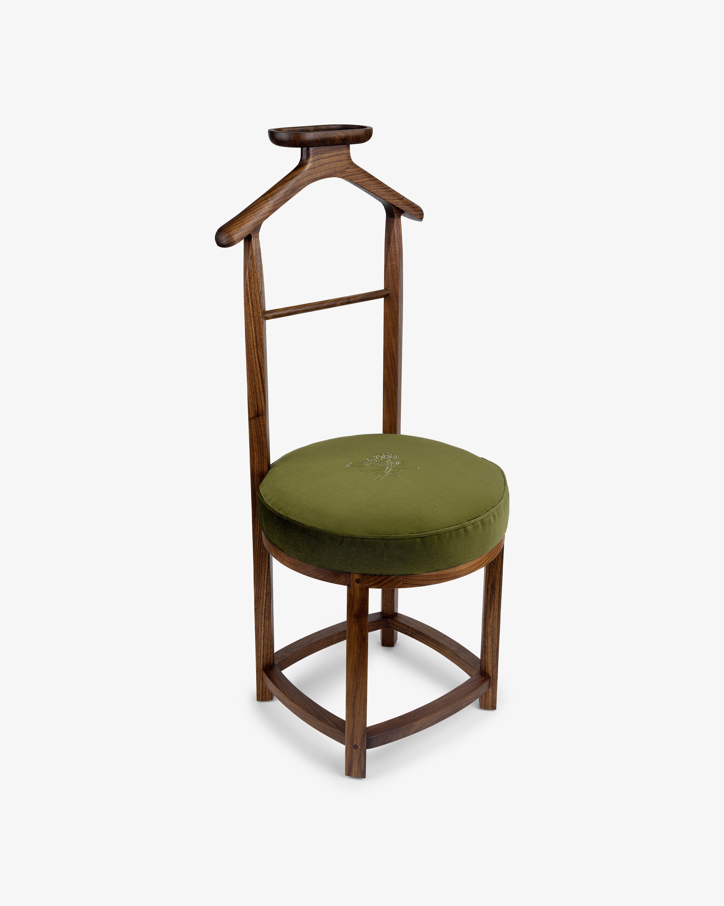 aim-leon-dore-queens-crest-valet-chair-braun-gr-n image 3