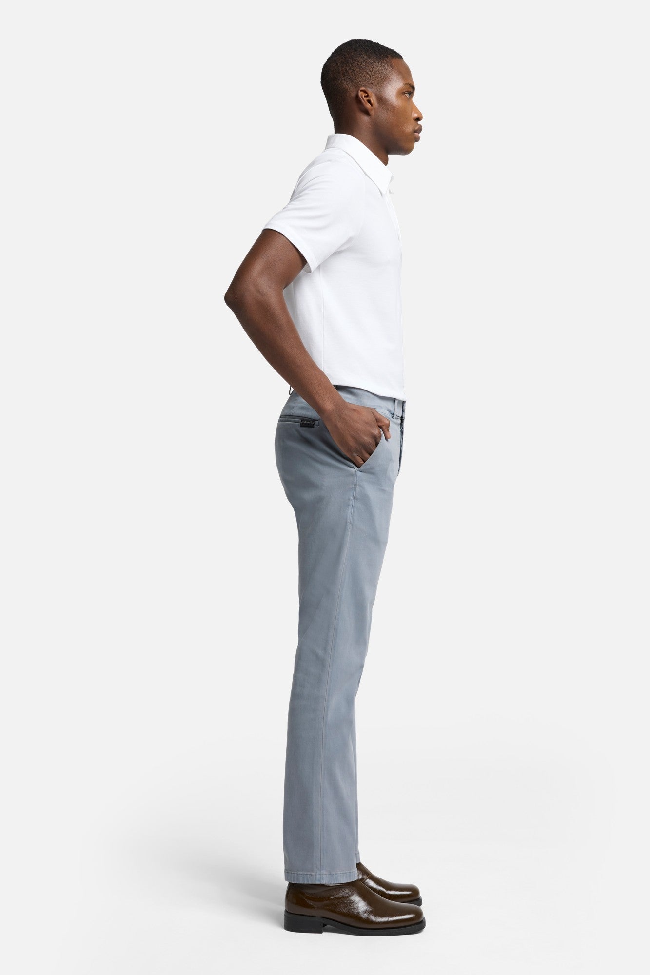 7-for-all-mankind-luxe-performance-slimmy-chino-sleepy-blue-chino image 6
