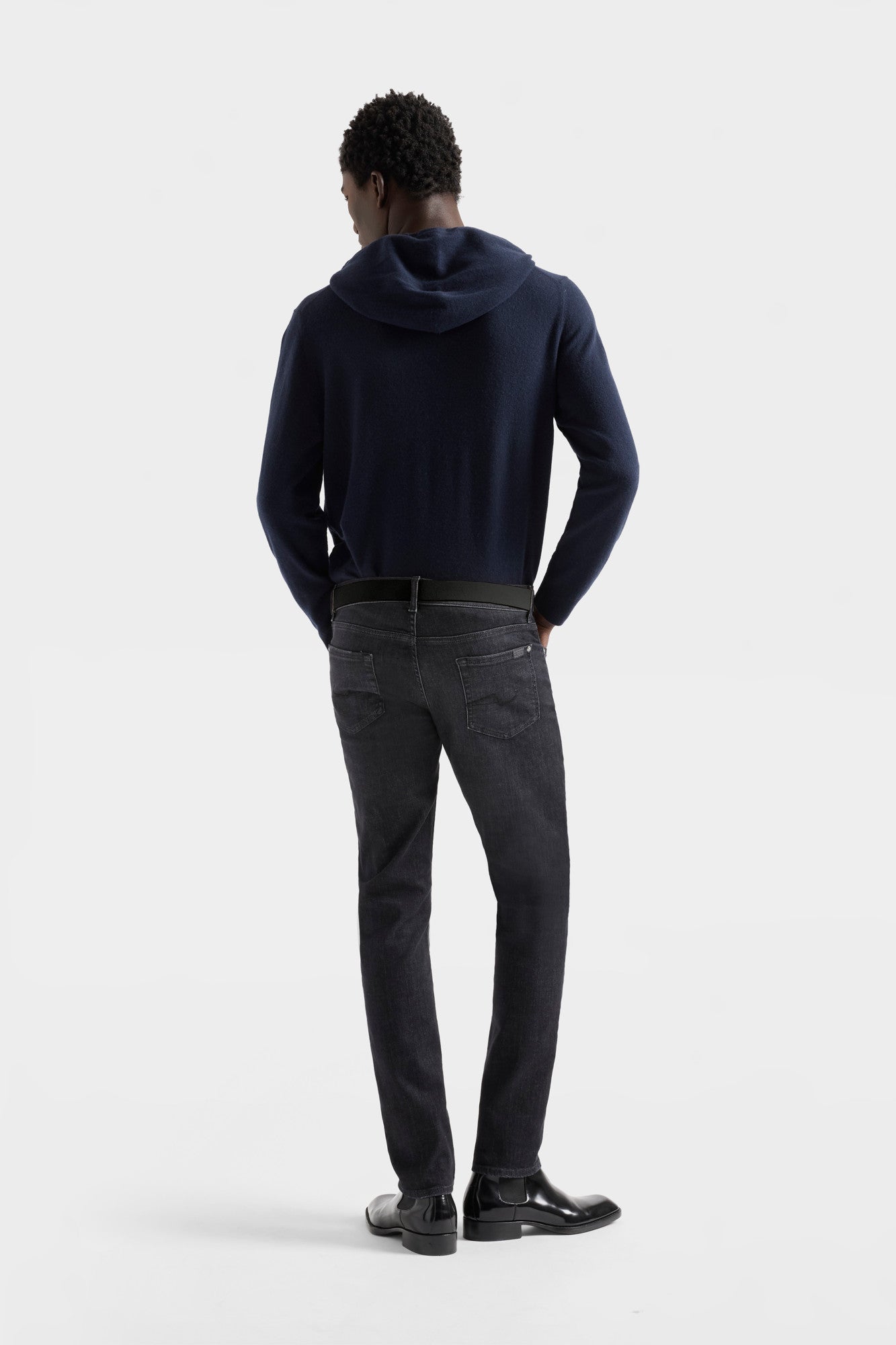 7-for-all-mankind-slimmy-tapered-luxe-performance-jupiter-herren-schwarz image 5