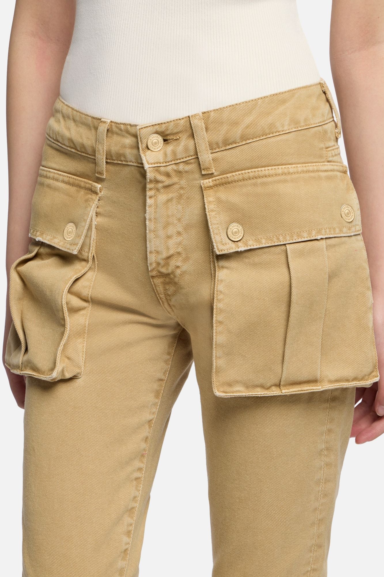 7-for-all-mankind-cargo-low-skinny-boot-hose-canvas-mocha image 4