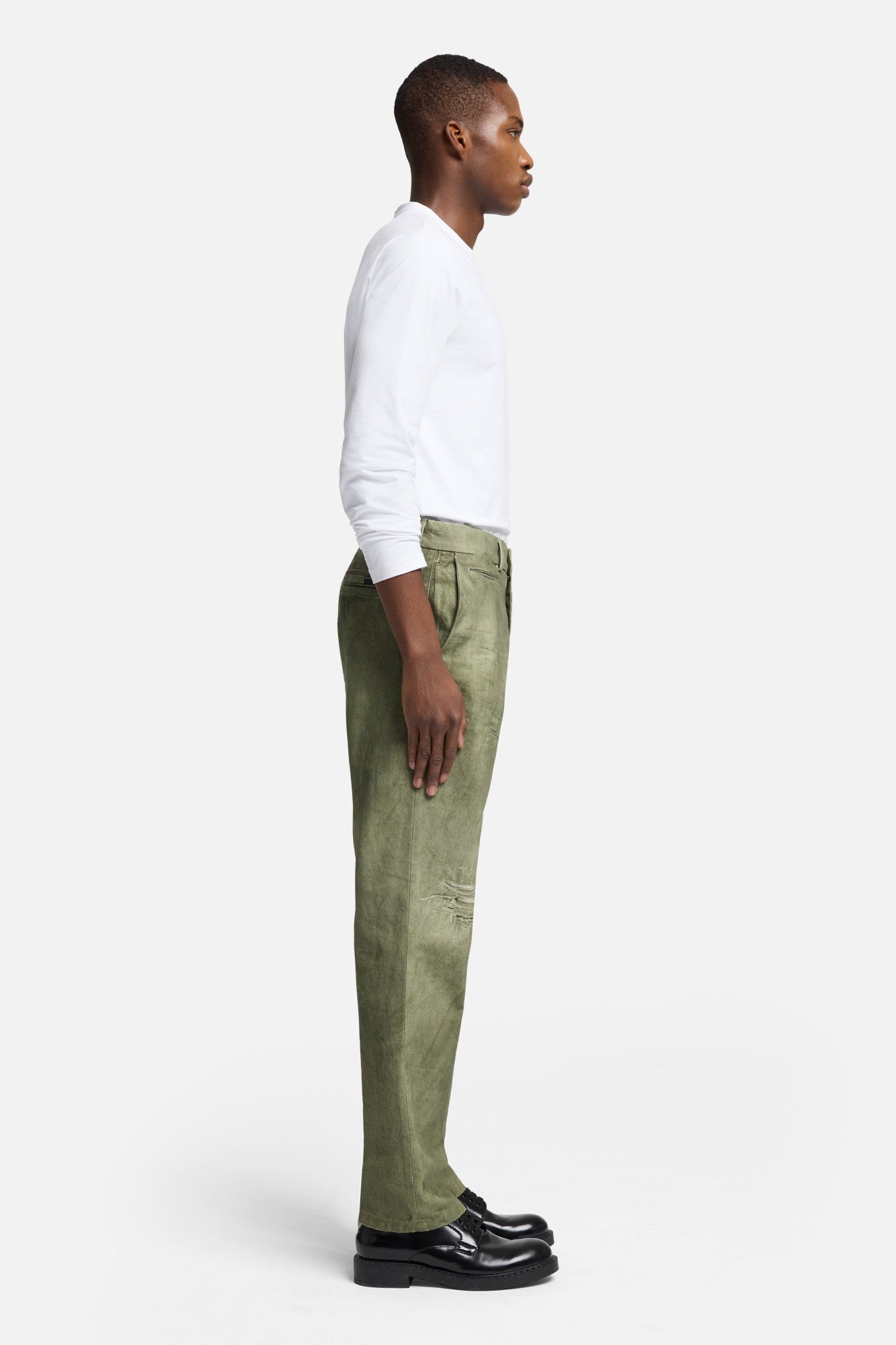 7-for-all-mankind-digital-print-straight-chino-russel-herren image 6