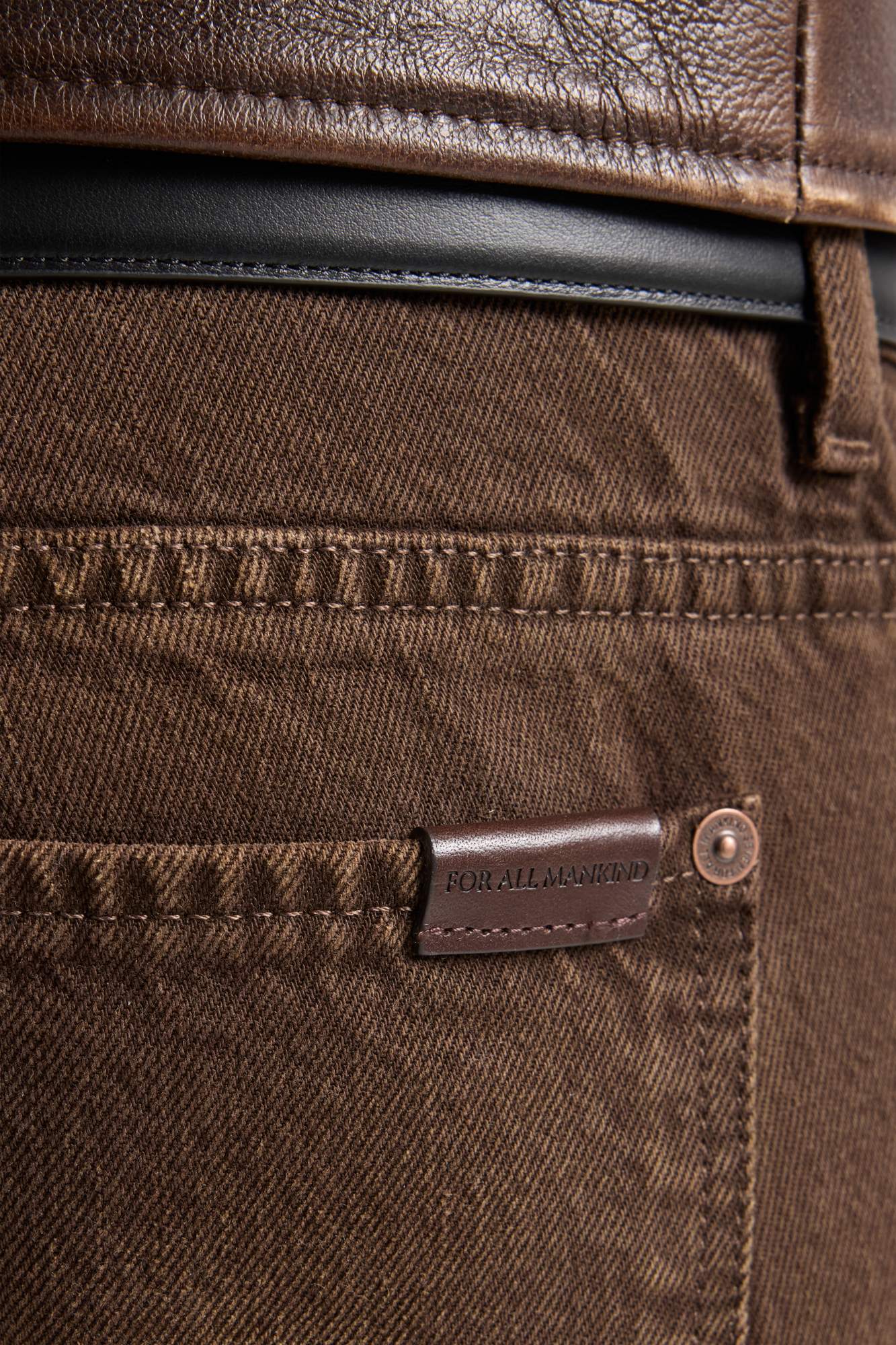 7-for-all-mankind-y2k-skinny-jeans-noho-brown-coated-low-rise image 4