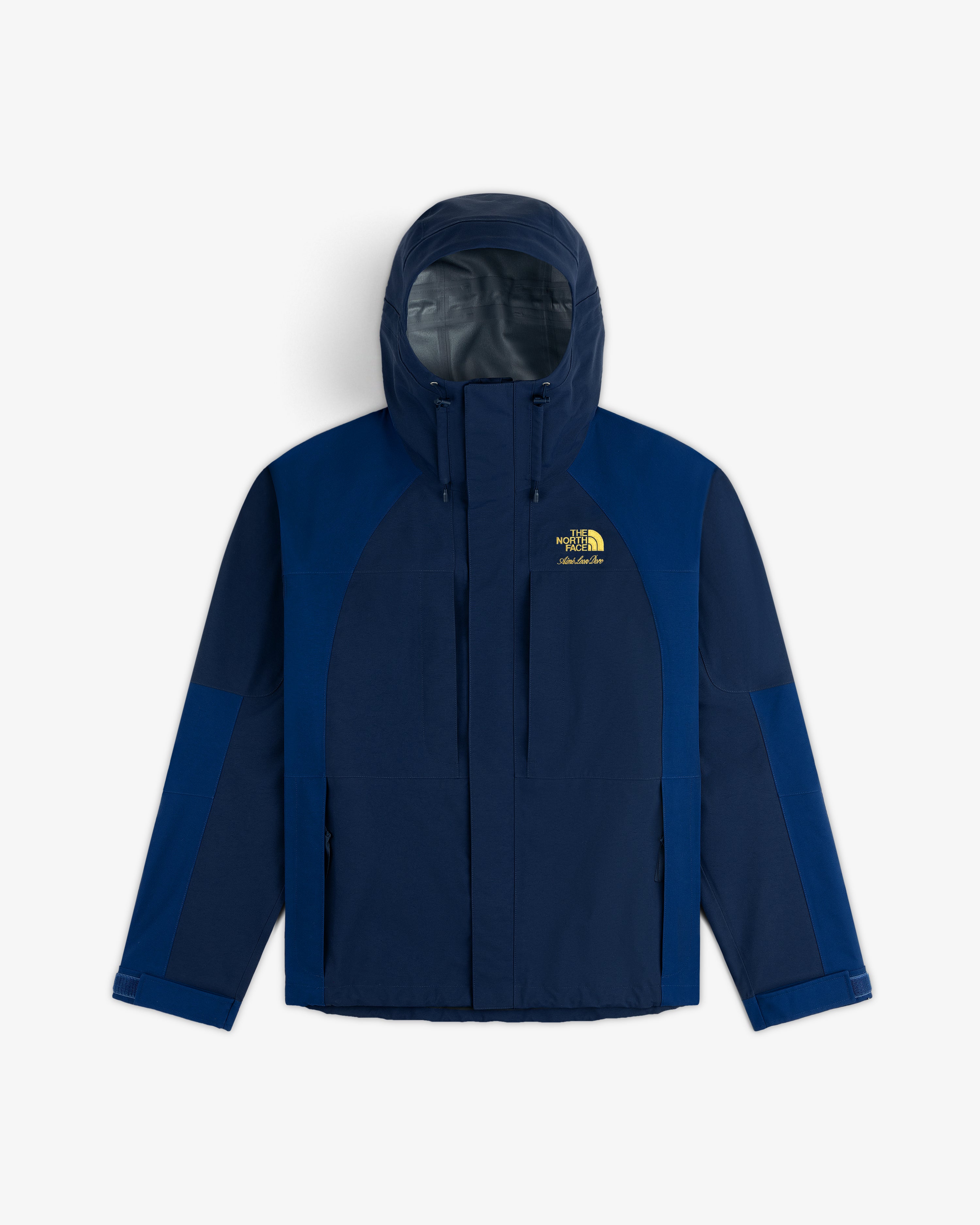 aim-leon-dore-x-the-north-face-gore-tex-2000-mountain-jacket-navy image 2