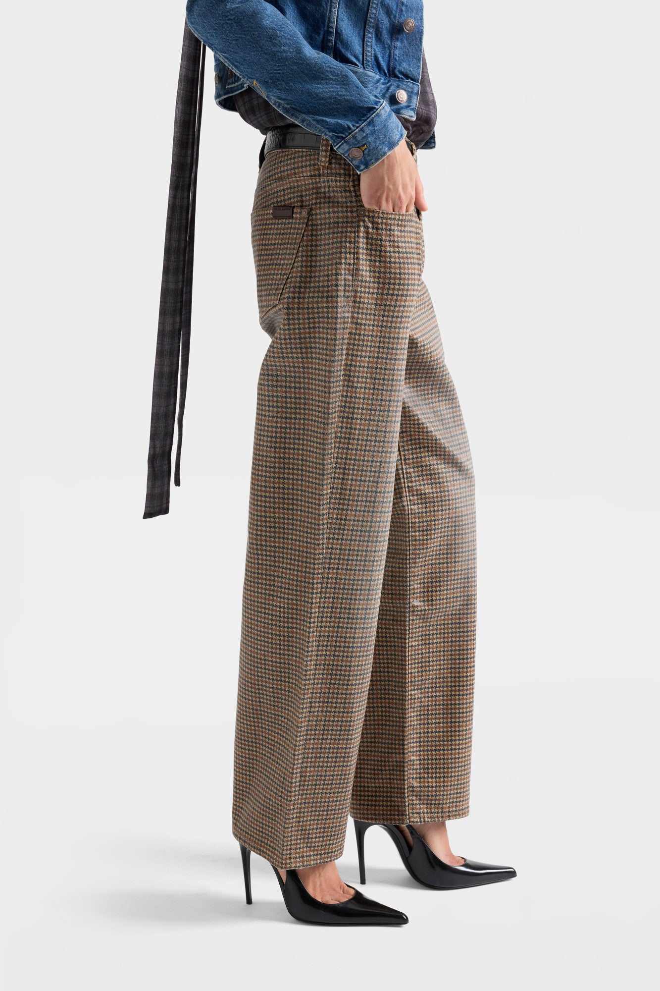 7-for-all-mankind-calie-straight-jeans-denim-tribeca image 6