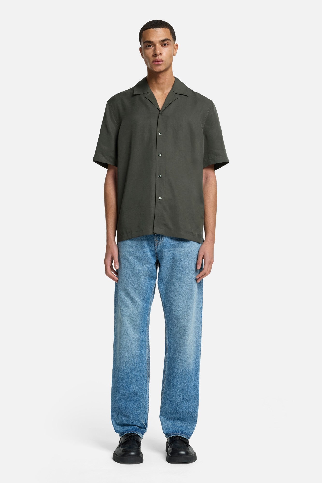 7-for-all-mankind-lyocell-camp-shirt-in-forest-herren-kurzarm-hemd image 2