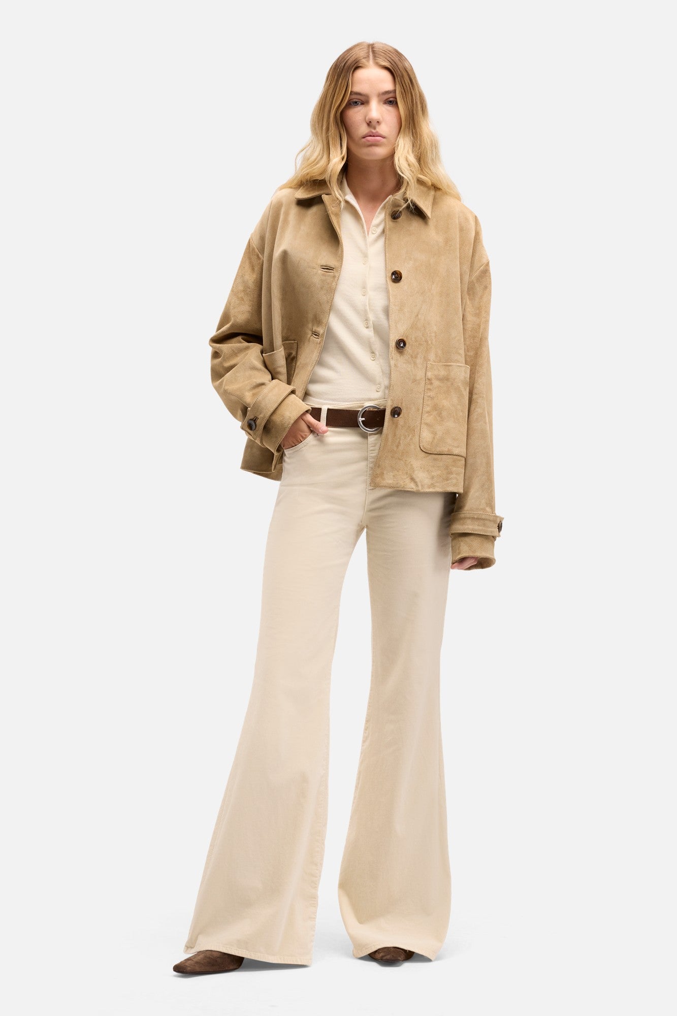 7-for-all-mankind-velvet-retro-flare-samthose-in-natural image 2