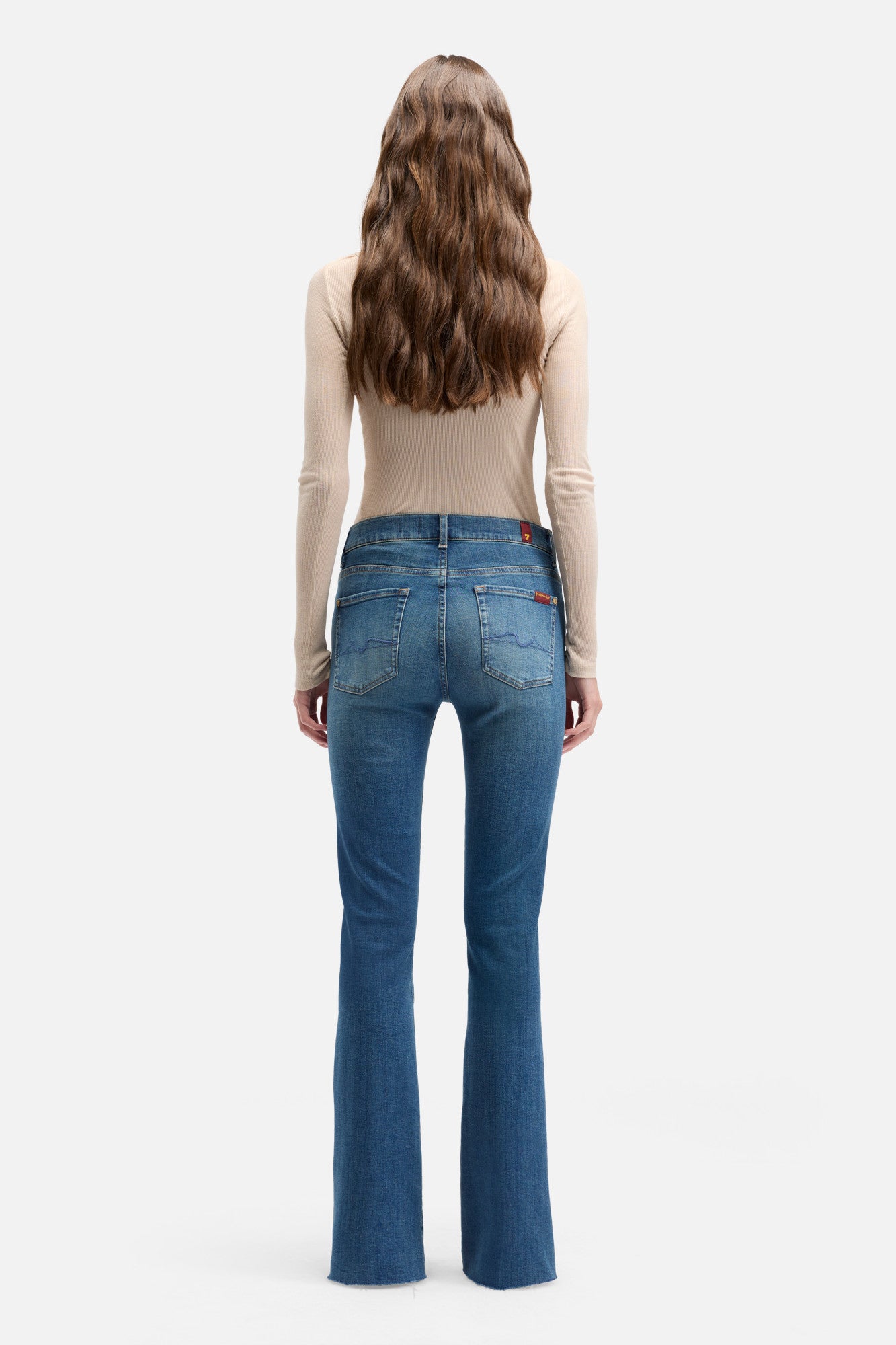 7-for-all-mankind-tailorless-bootcut-jeans-slim-illusion-retro-fade image 5