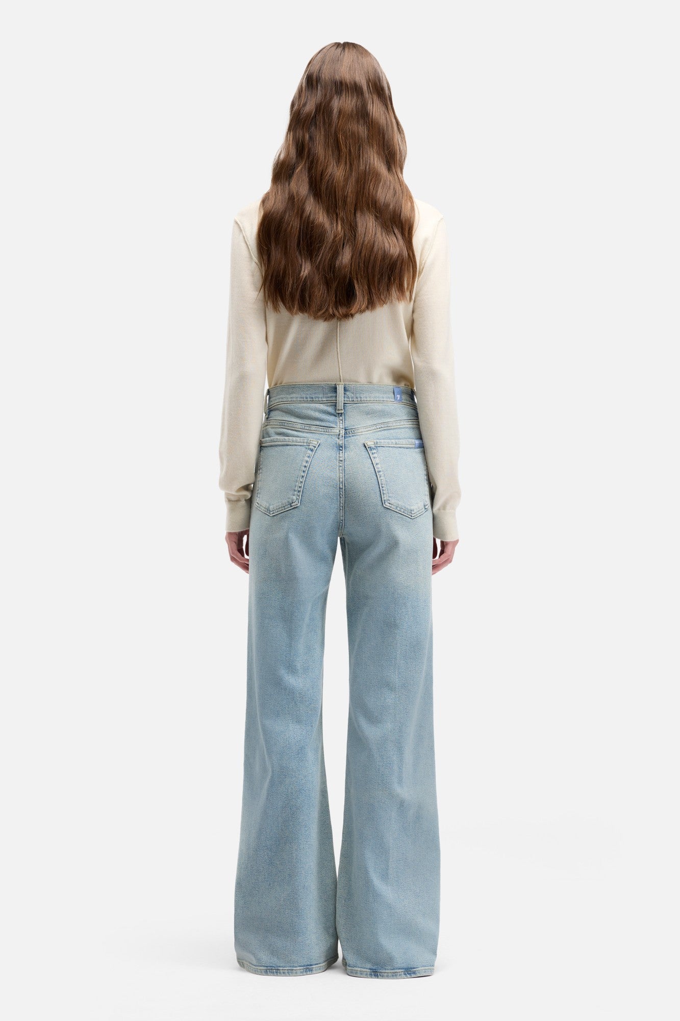 7-for-all-mankind-tailorless-modern-dojo-flare-jeans-must image 5