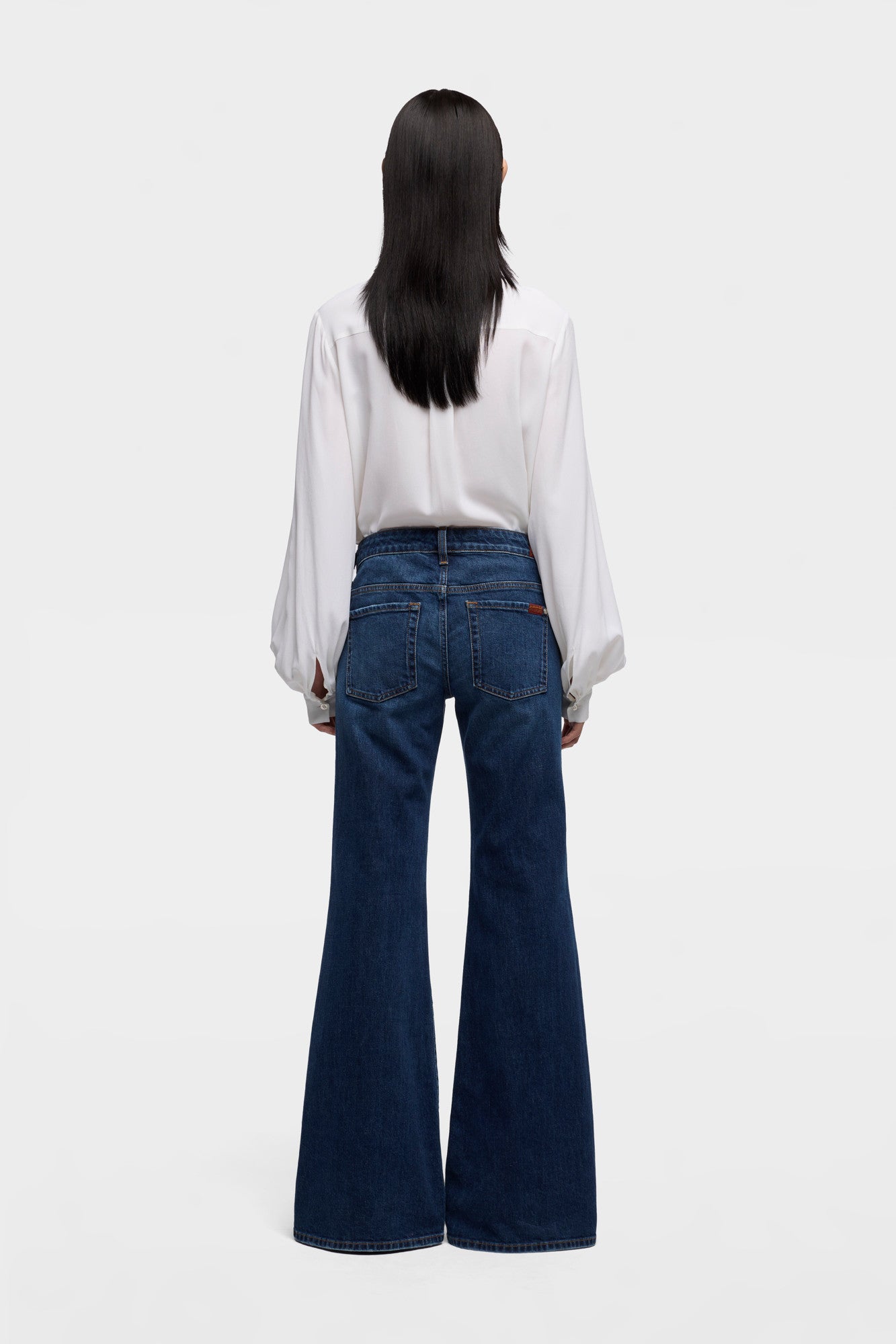 7-for-all-mankind-low-flare-denim-jeans-indiglow image 5
