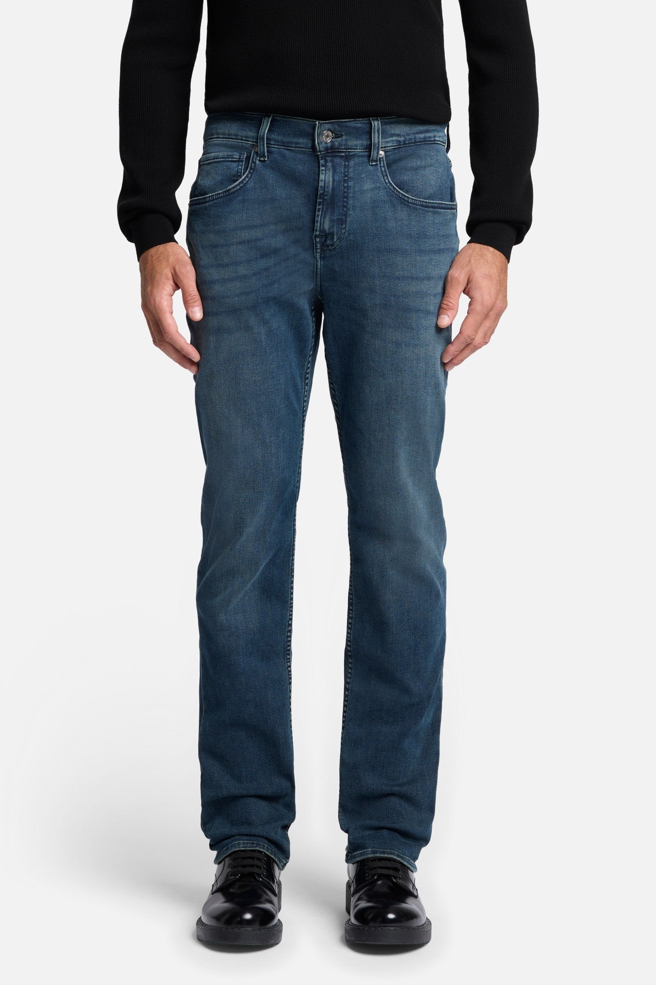 7-for-all-mankind-the-straight-jeans-breckenridge image 3