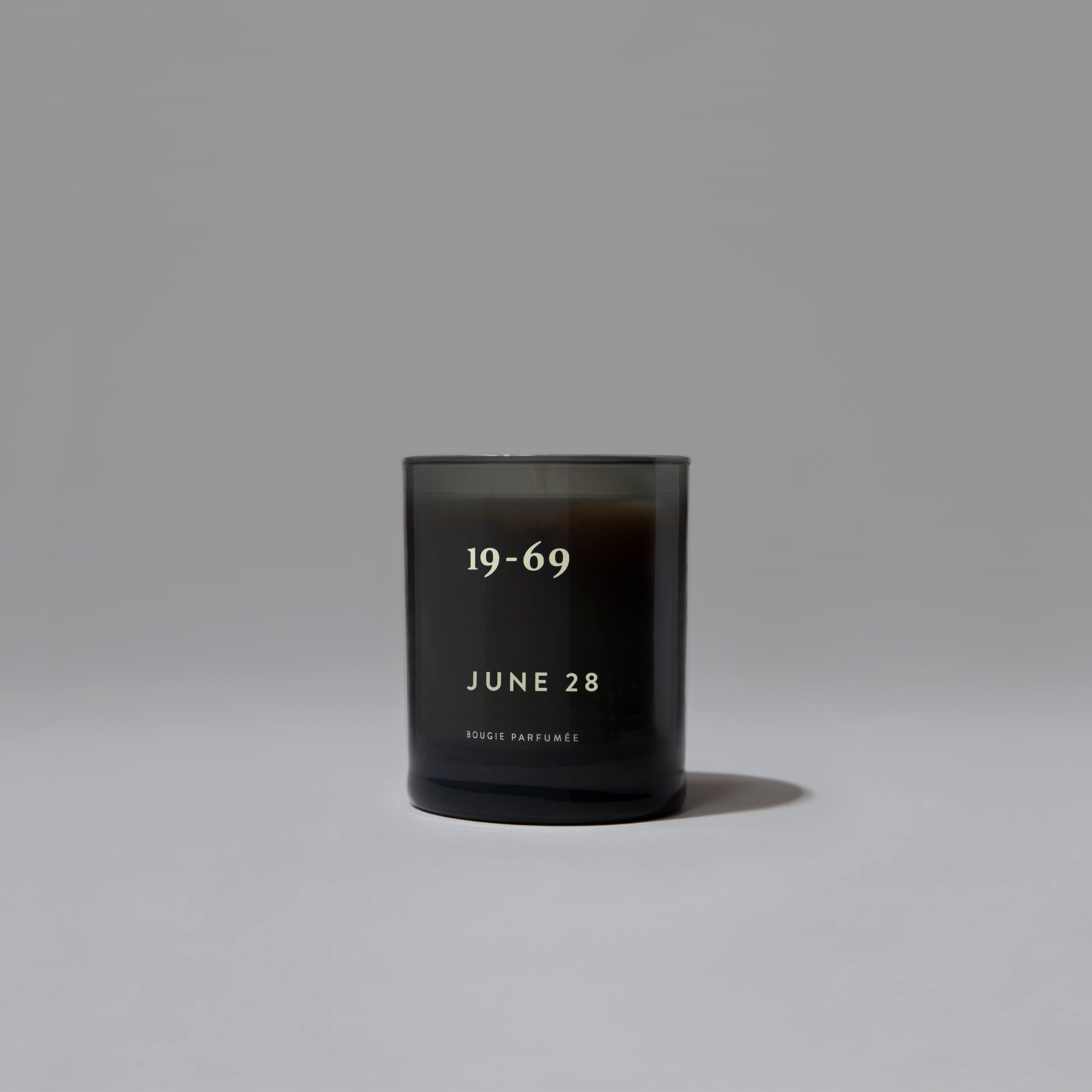 19-69-june-28-bougie-parfum-e-duftkerze-200-ml image 2