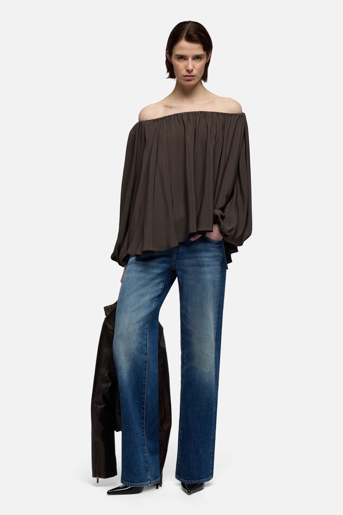7-for-all-mankind-low-straight-jeans-comfort-blue-core image 2