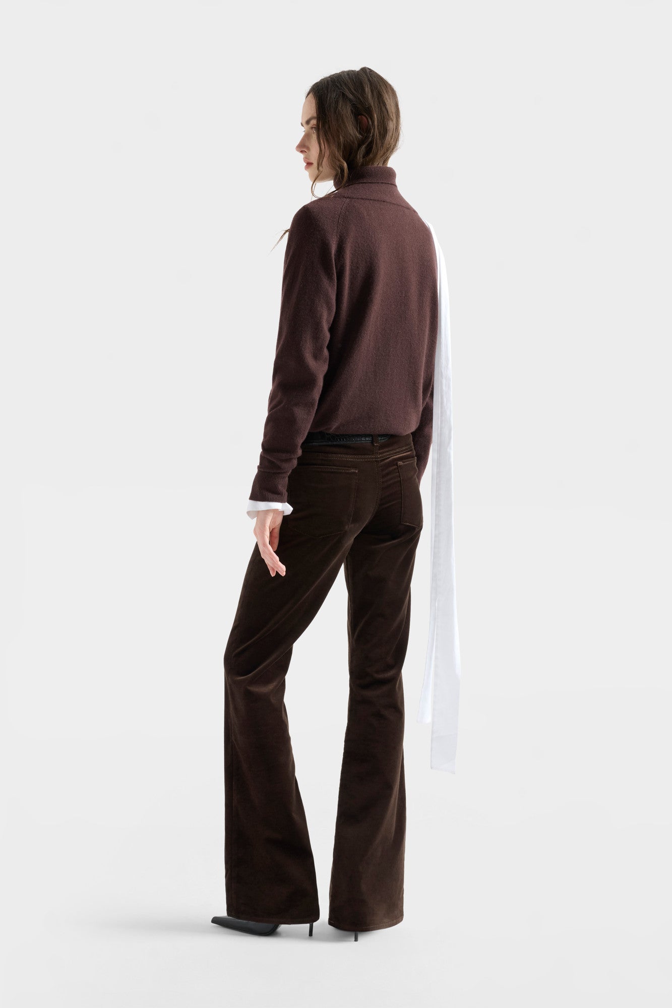 7-for-all-mankind-leggy-bootcut-samthose-velvet-chocolate image 5
