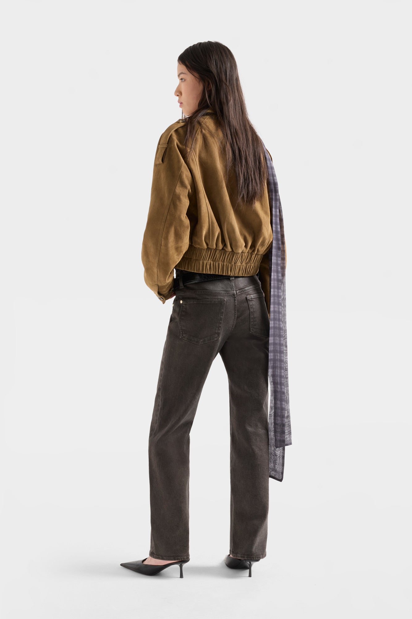 7-for-all-mankind-calie-straight-jeans-coated-denim-brown-damen image 5