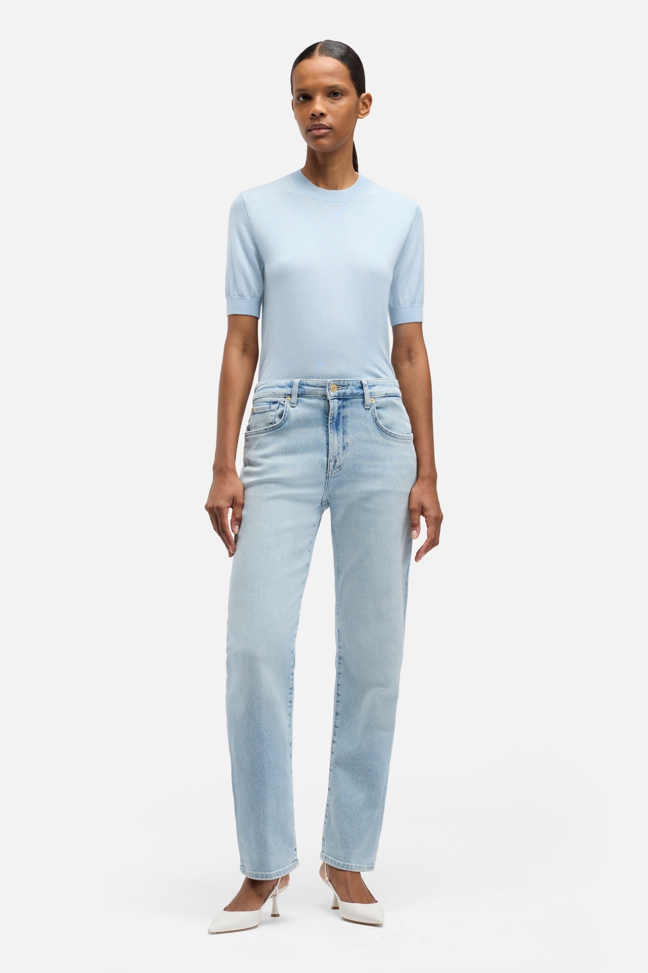 7-for-all-mankind-luxe-vintage-calie-straight-jeans-frozen image 2