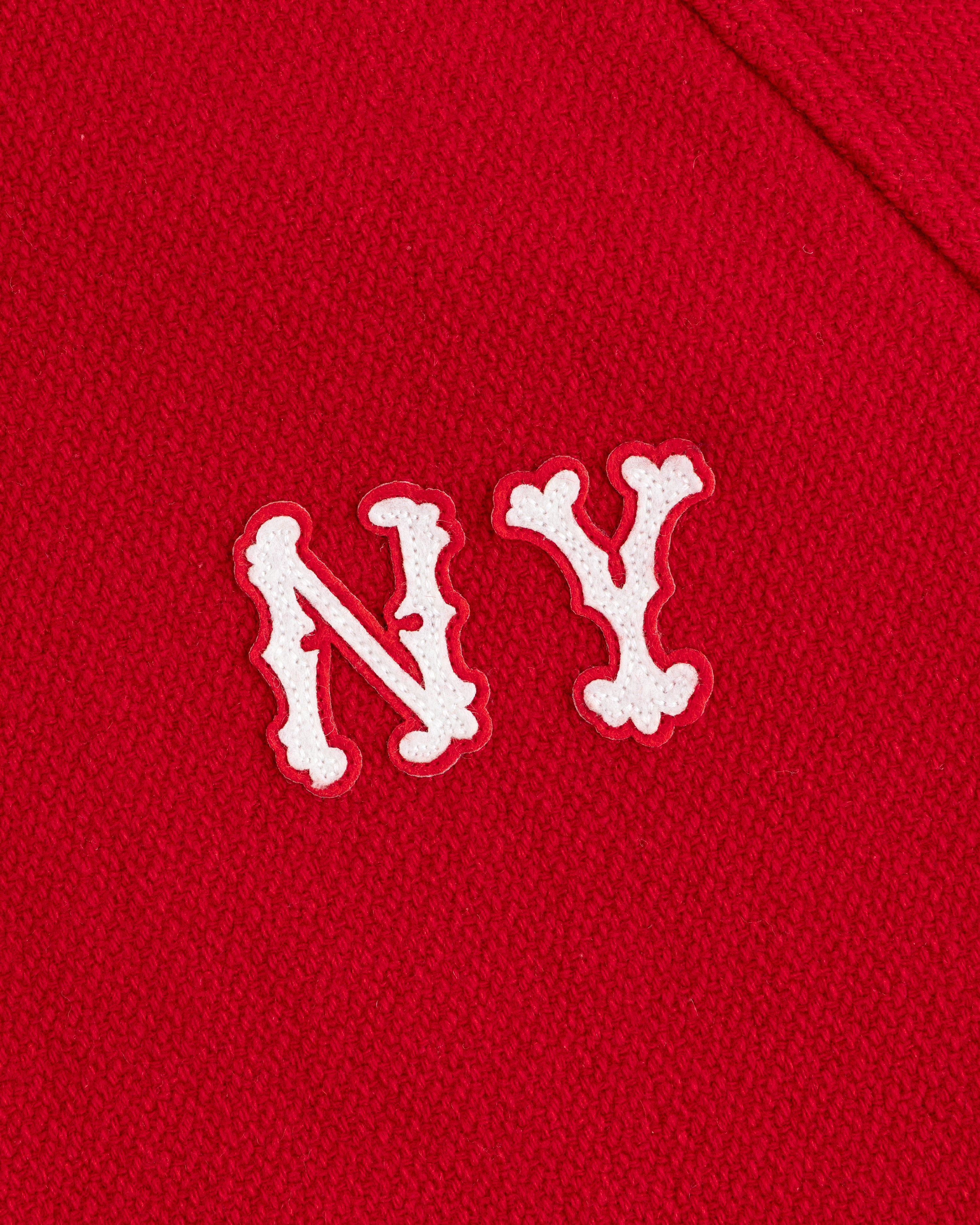 aim-leon-dore-ny-highlanders-wool-varsity-jacke-rot image 8