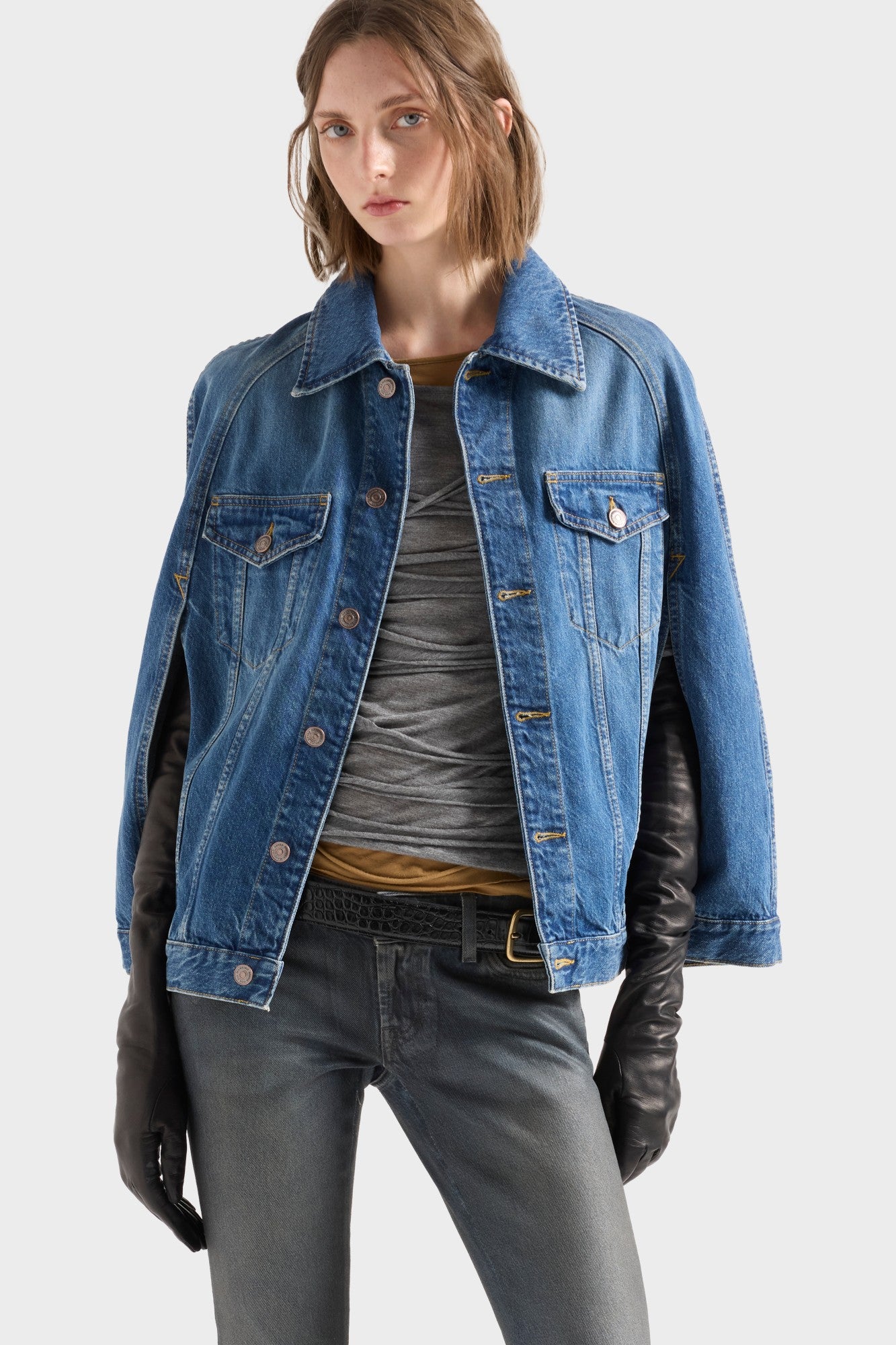 7-for-all-mankind-cape-denim-cape-in-midtown image 3