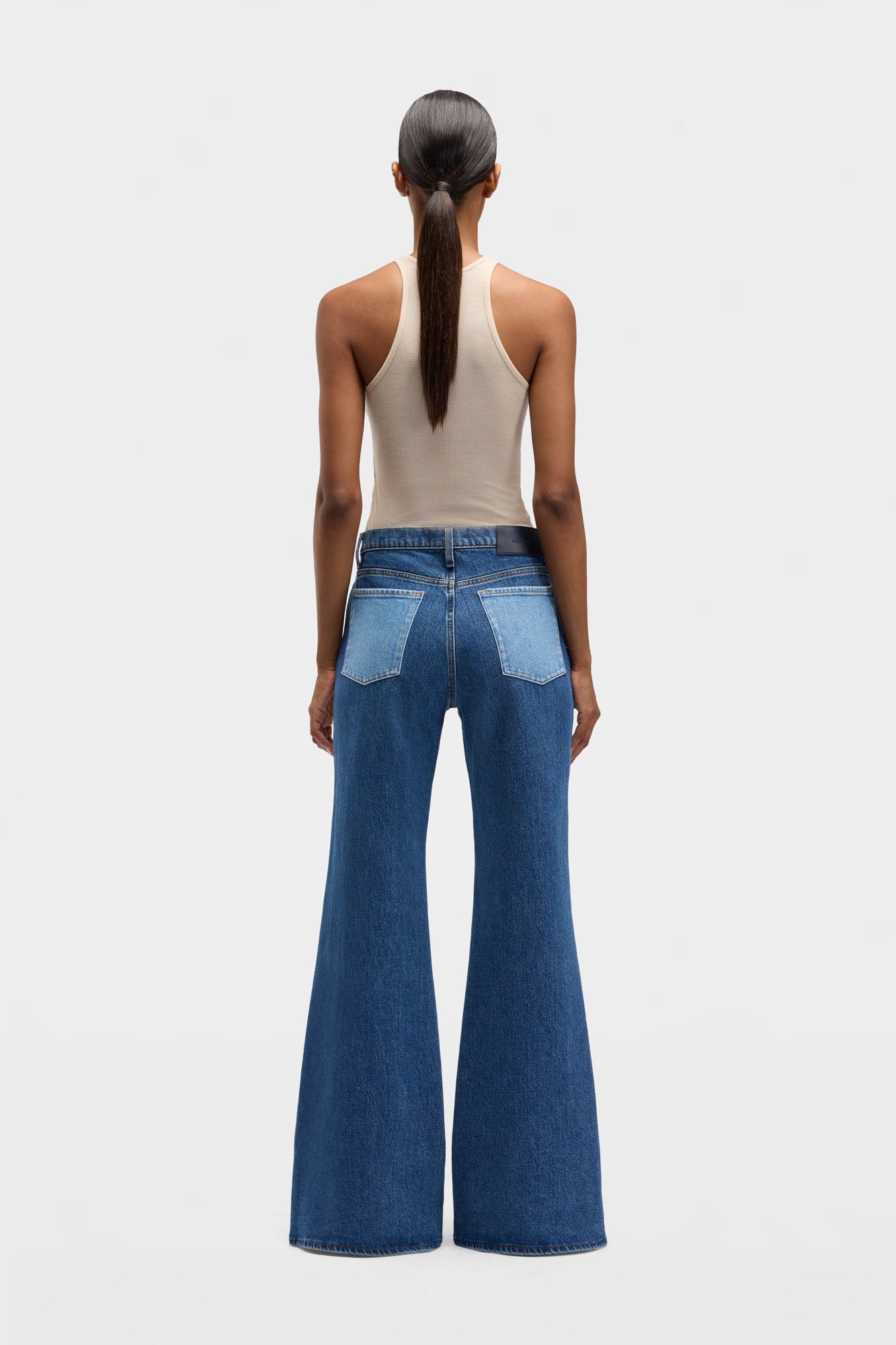 7-for-all-mankind-retro-flare-jeans-joker-light-wash-damen image 5