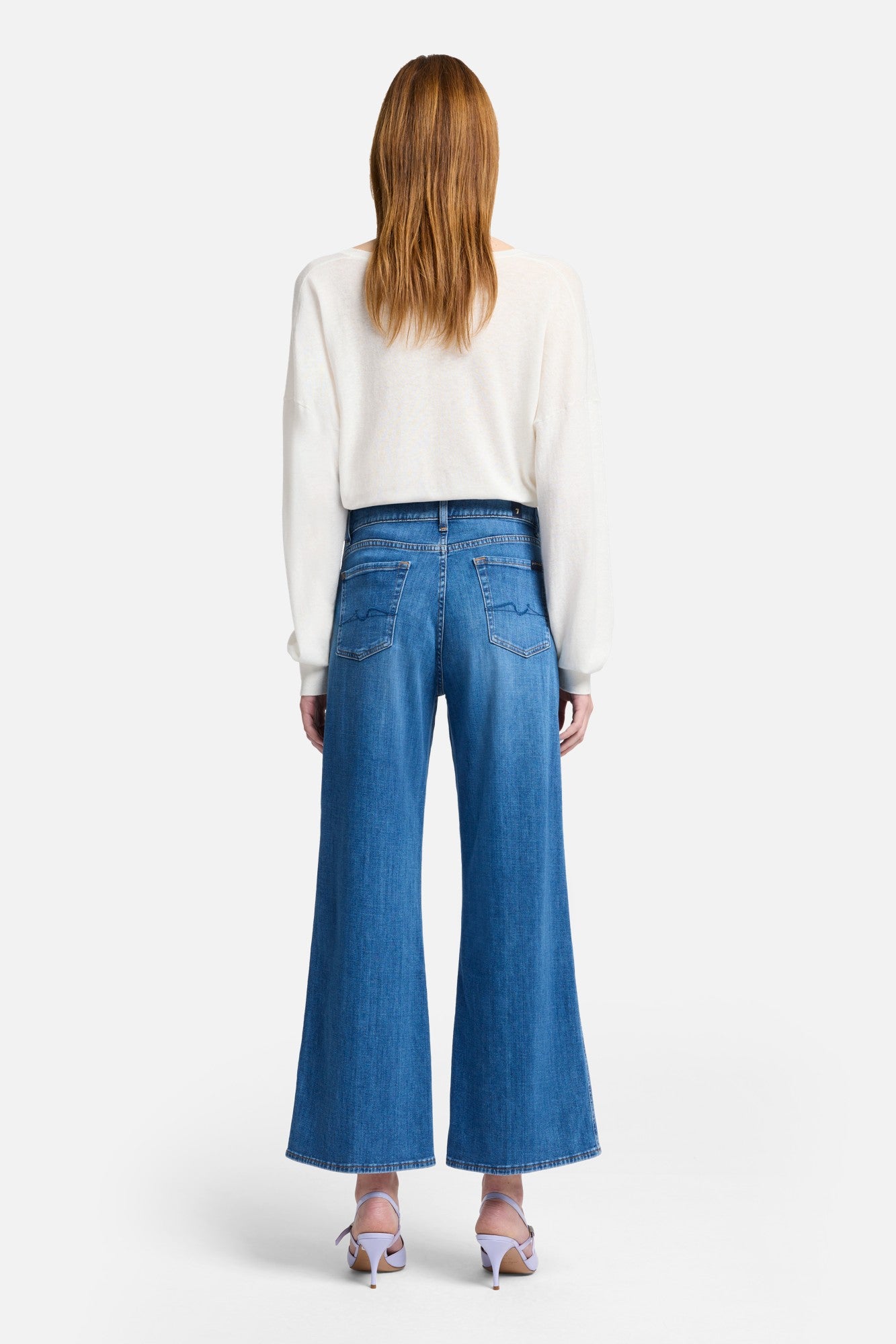 7-for-all-mankind-lotta-left-hand-cropped-wide-leg-jeans-in-nevada image 5