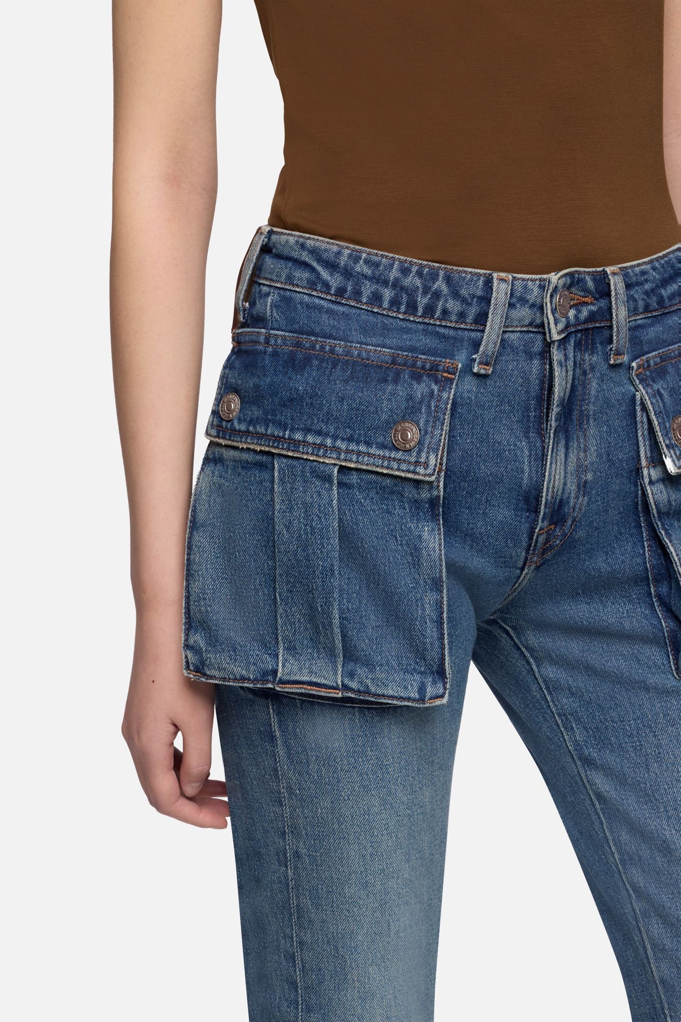 7-for-all-mankind-cargo-low-skinny-boot-velocity-damen-jeans image 4