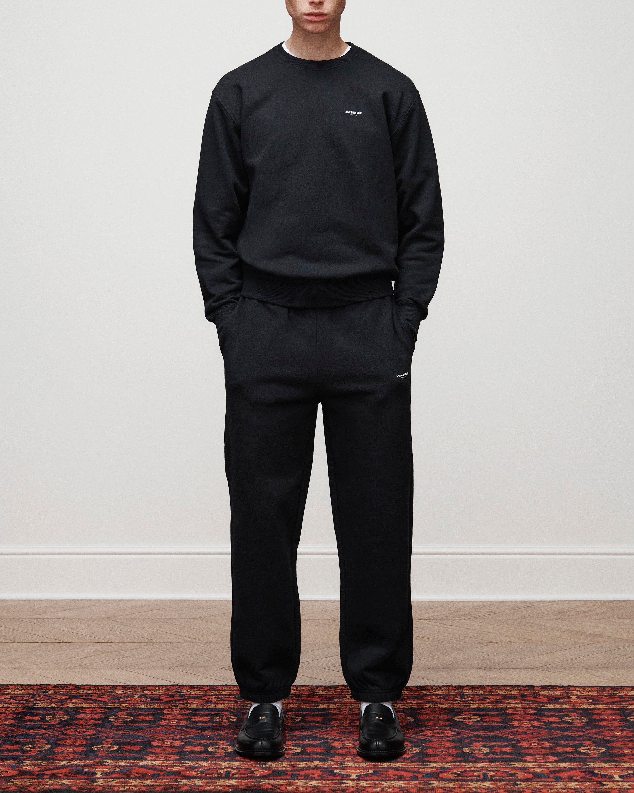 aim-leon-dore-micro-logo-crewneck-sweatshirt-schwarz image 3