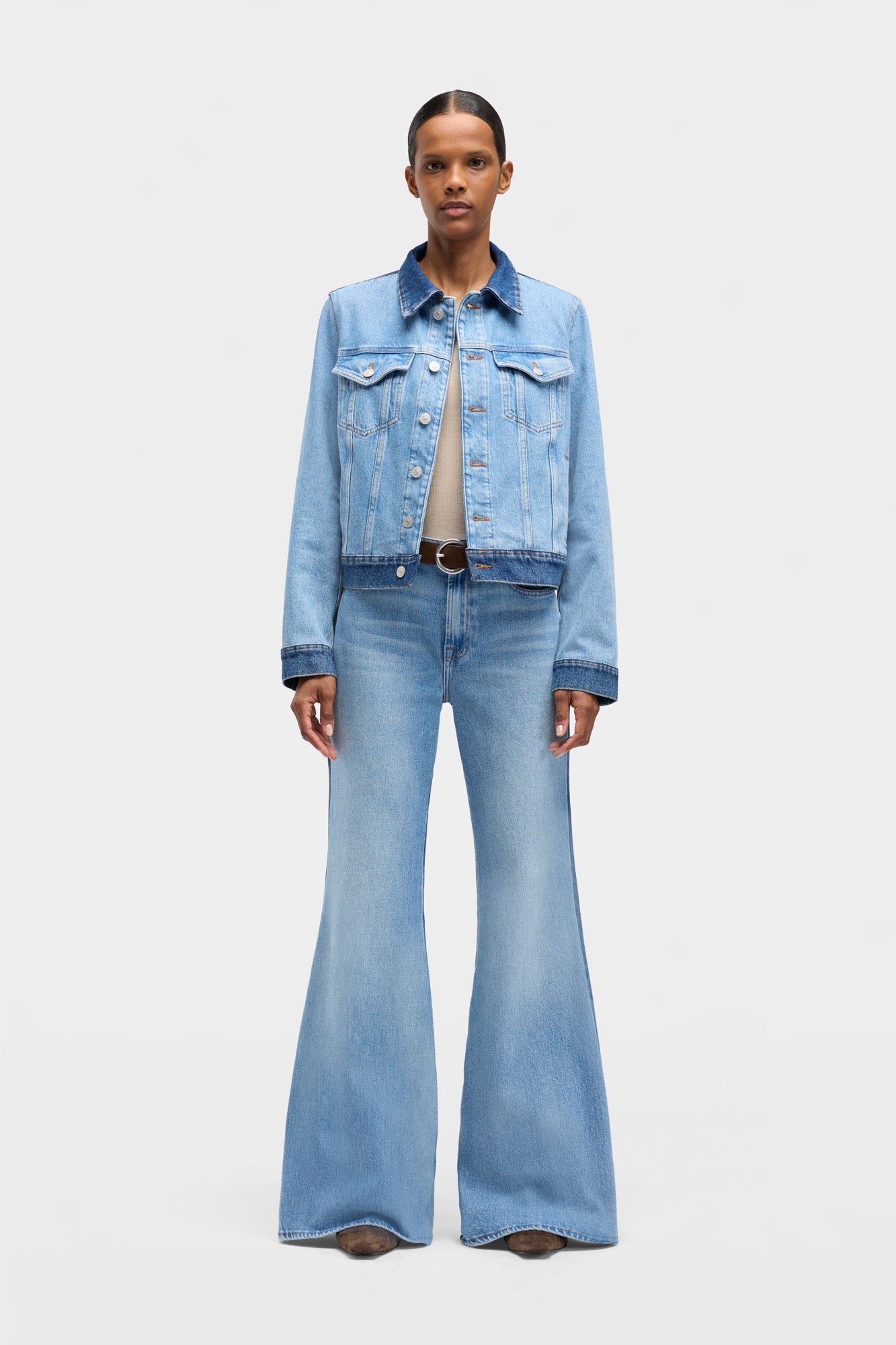 7-for-all-mankind-retro-flare-jeans-joker-light-wash-damen image 2