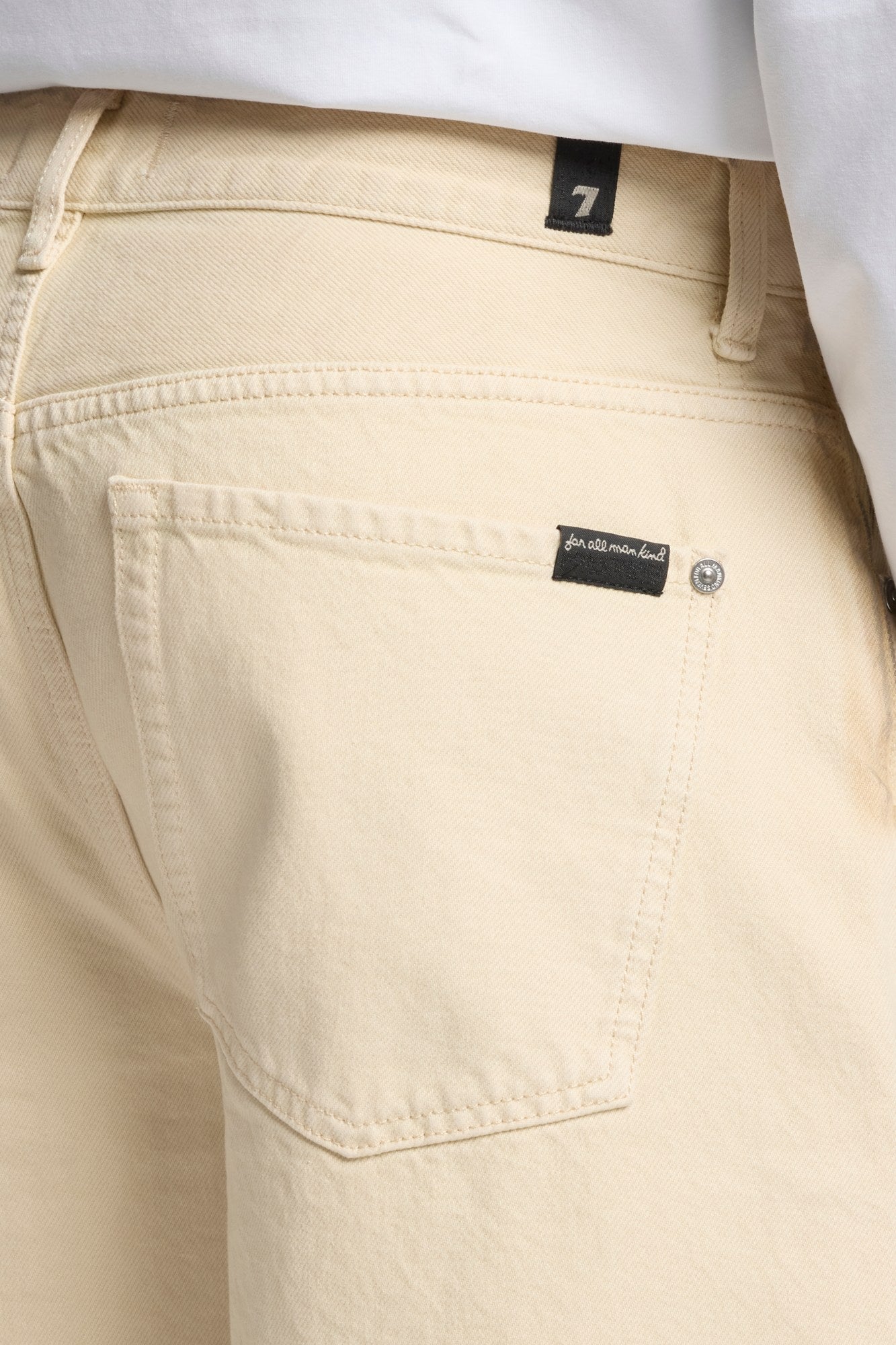 7-for-all-mankind-wide-leg-herren-denim-shorts-freehand image 4