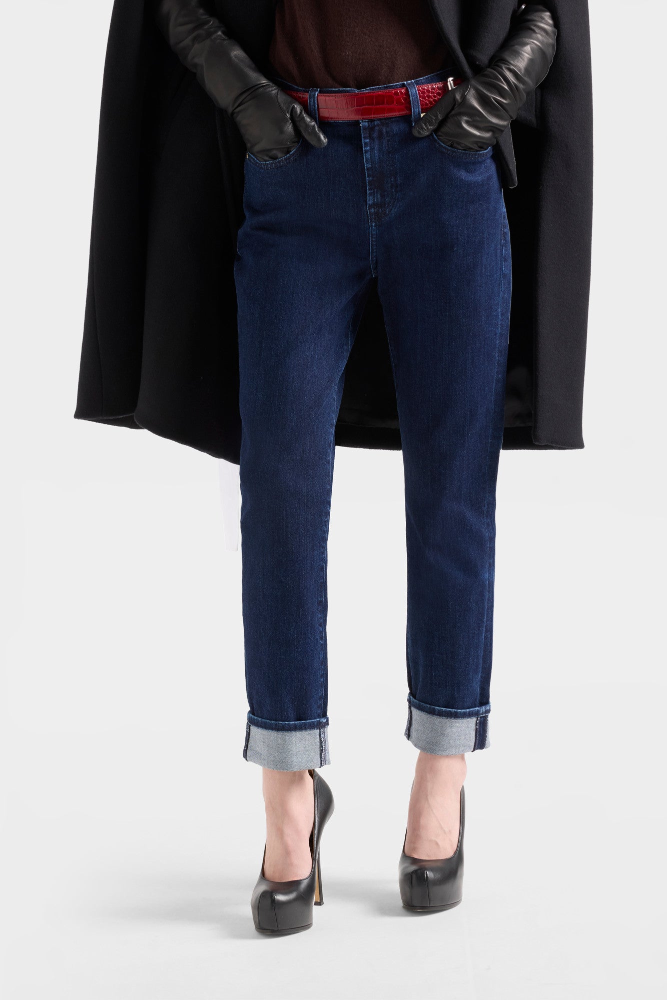 7-for-all-mankind-relaxed-skinny-slim-illusion-classical-jeans image 3