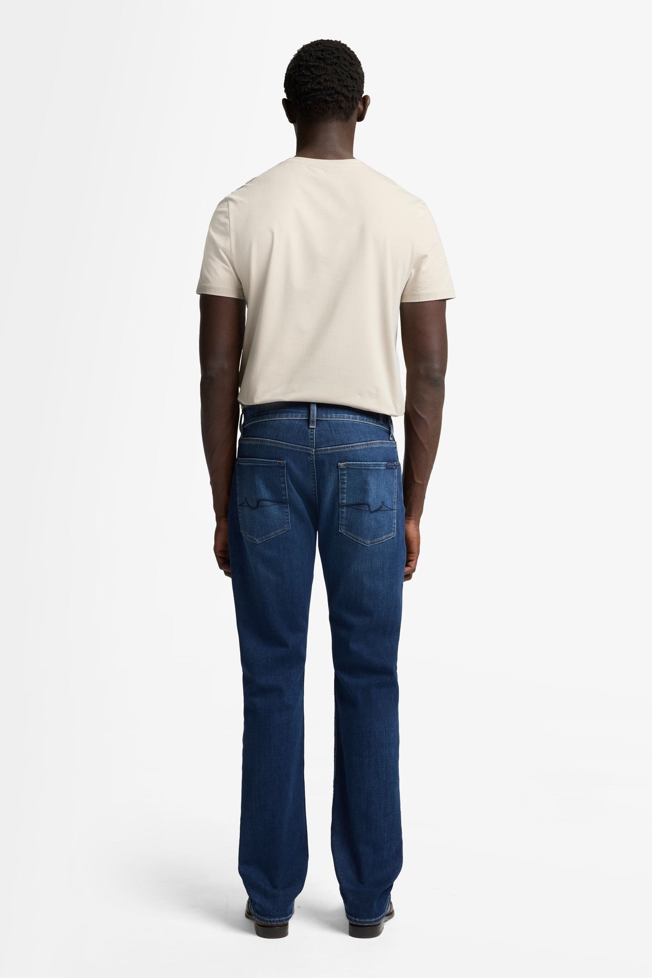 7-for-all-mankind-the-straight-luxe-performance-grapevine image 5