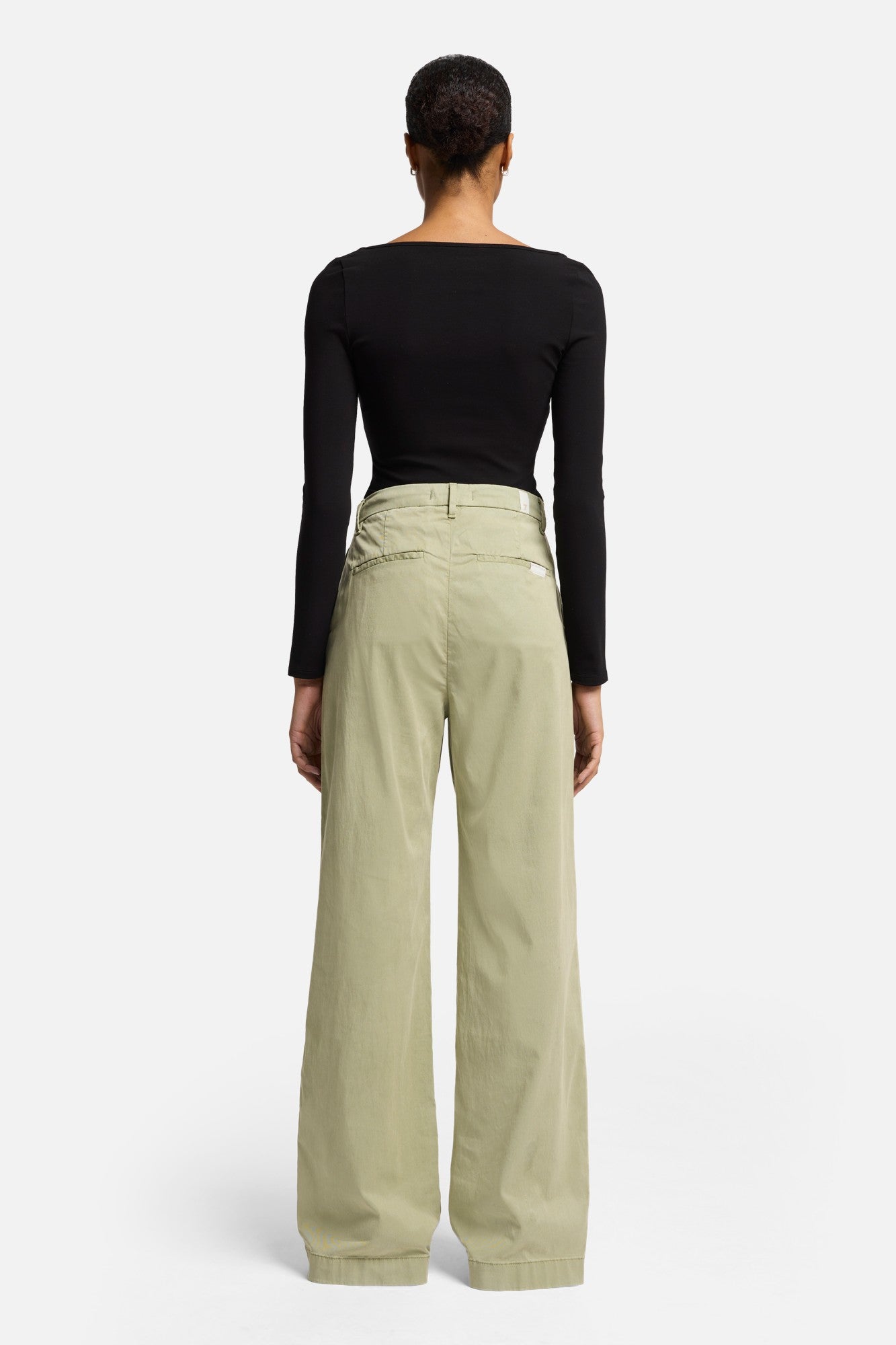 7-for-all-mankind-pleated-chino-palm-hose-damen image 5
