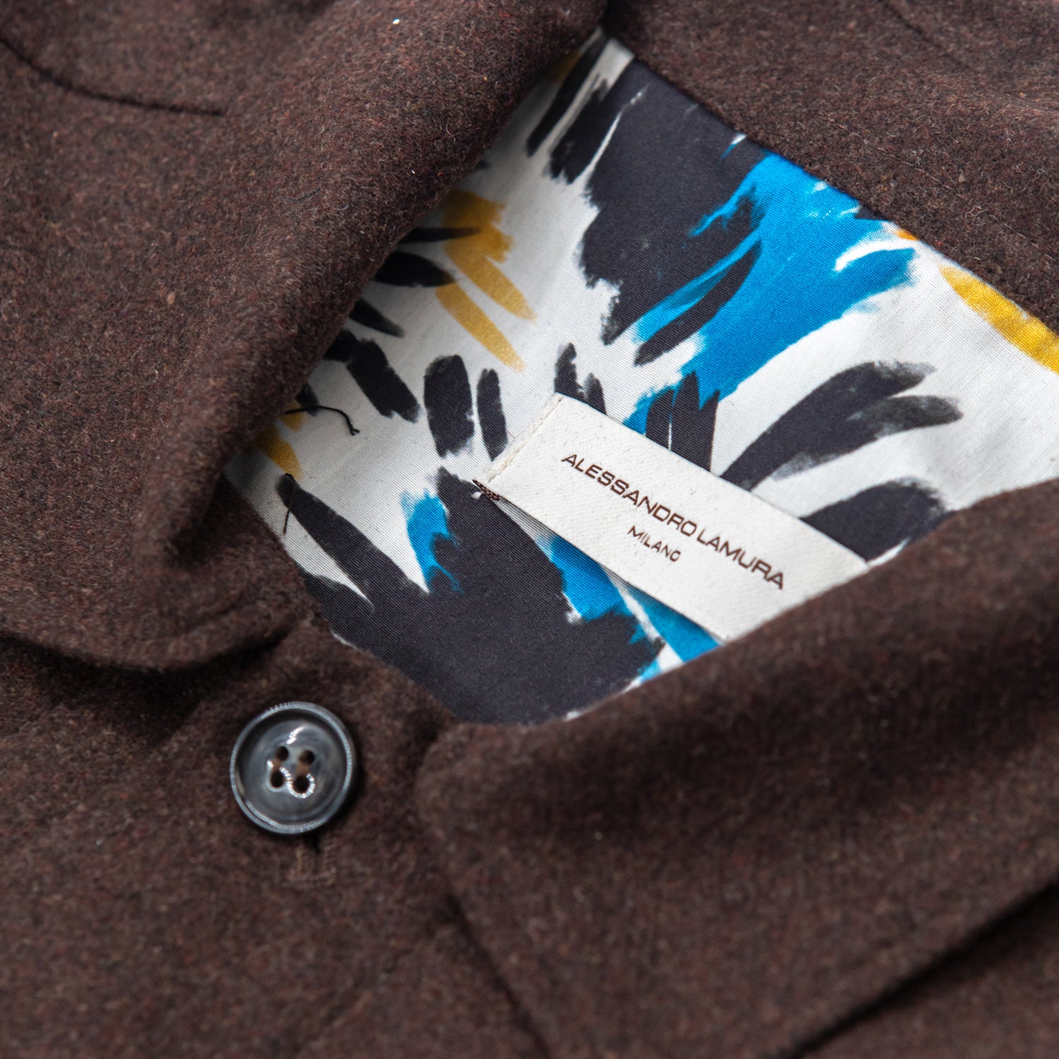 alessandro-lamura-shirt-jacket-herren-overshirt-braun-wolle-mit-art-print-futter image 3