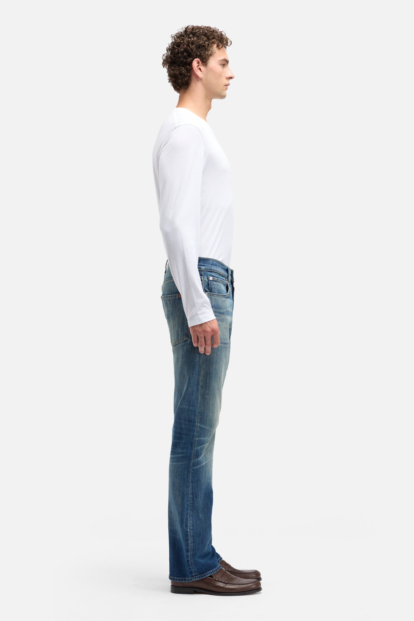 7-for-all-mankind-easy-straight-jeans-multicount-mid-blue image 6