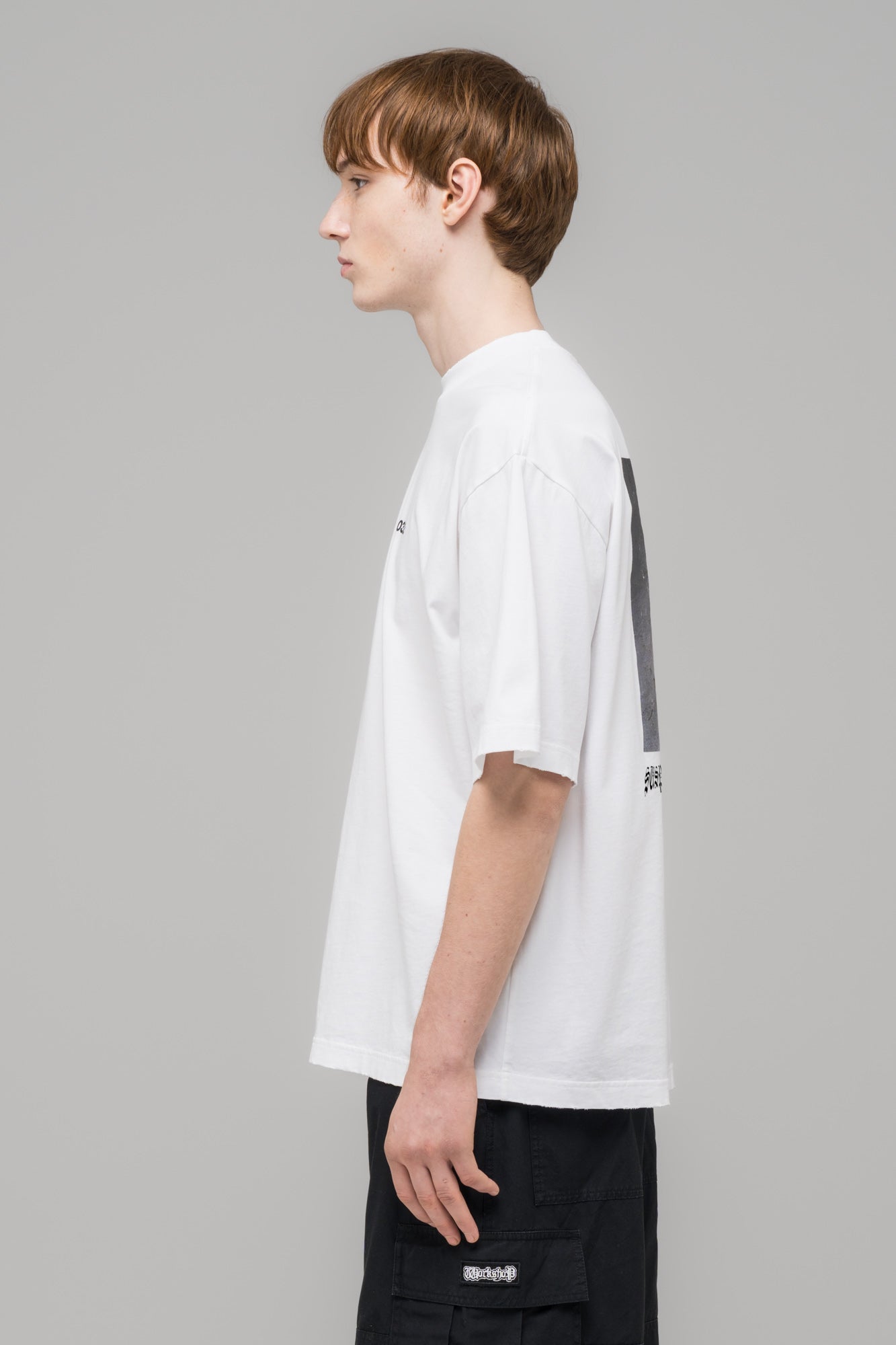 032c-t-shirt-with-print-candle-dinner-stone-washed-t-shirt-mit-back-print image 3
