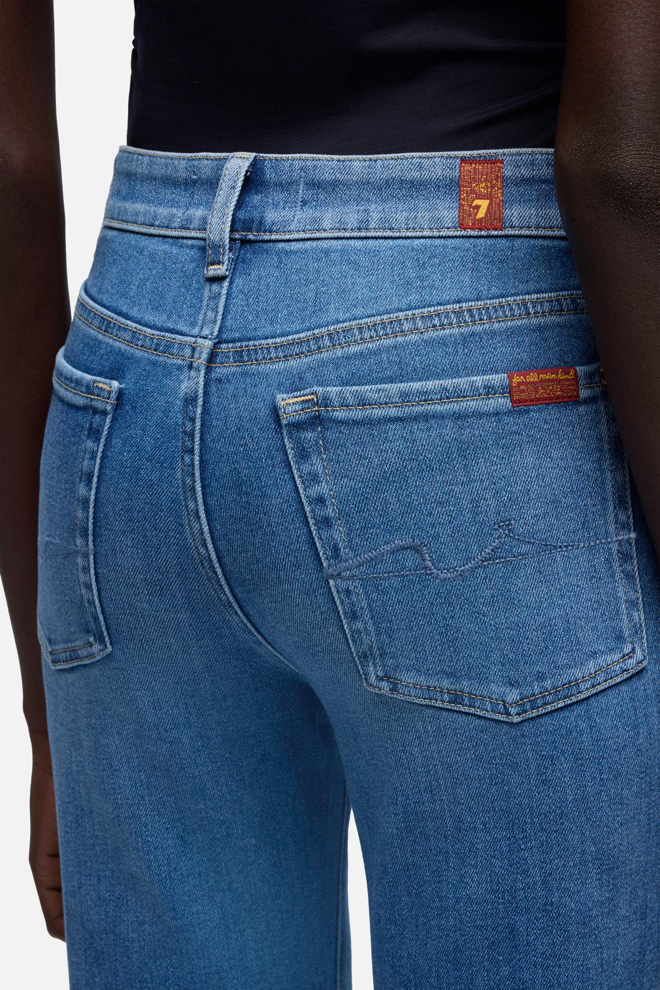 7-for-all-mankind-leggy-bootcut-slim-illusion-coastline-damen image 4