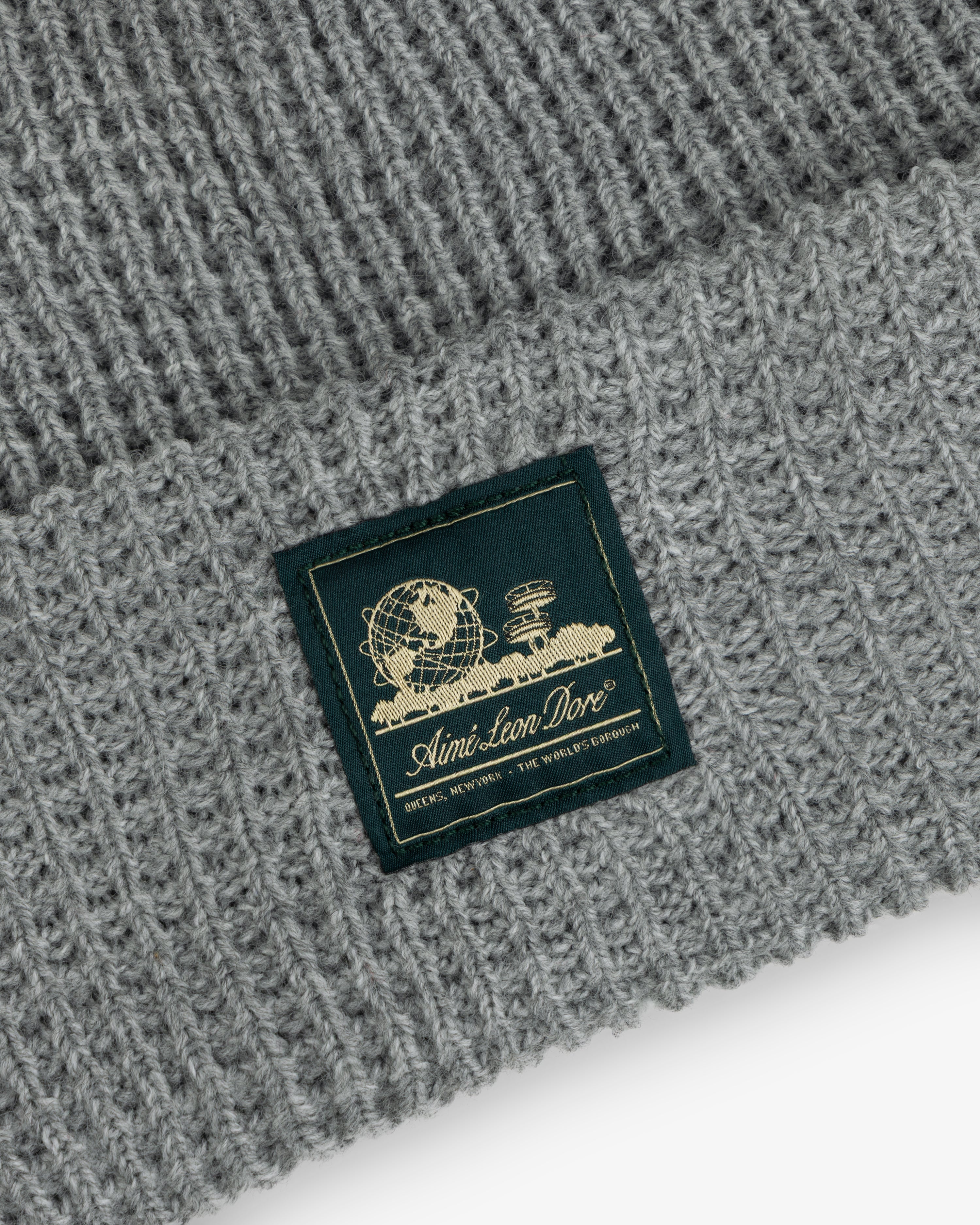 aim-leon-dore-waffle-knit-beanie-grau-unisex image 4
