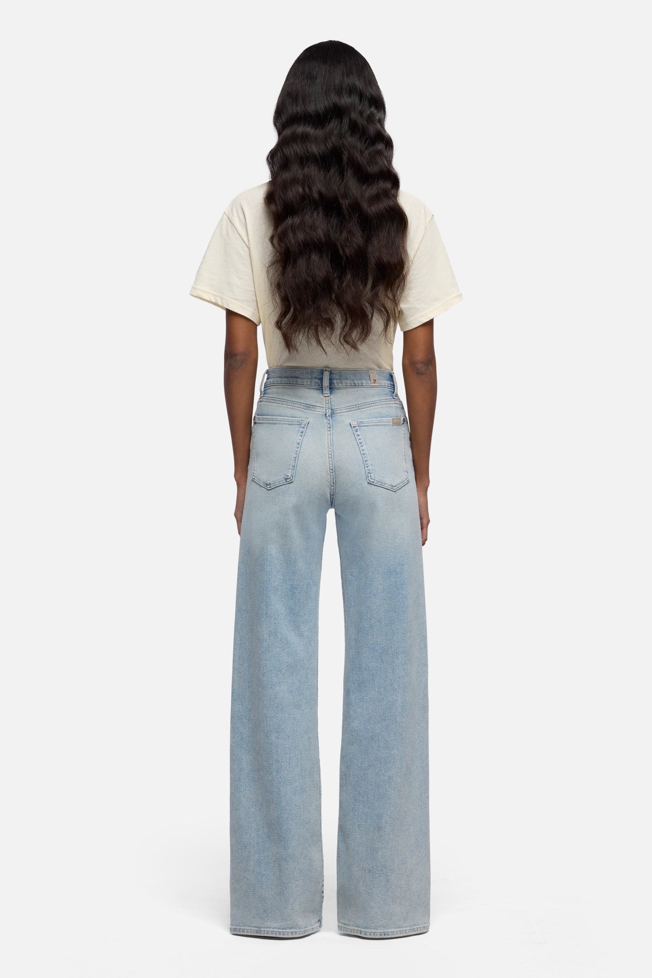 7-for-all-mankind-lotta-wide-leg-jeans-in-luxe-vintage-ghost-blue image 5