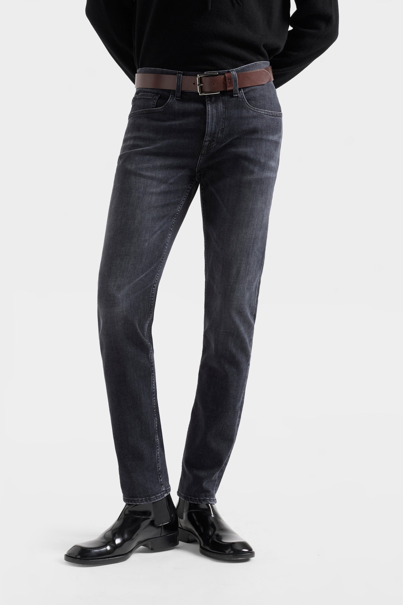 7-for-all-mankind-slimmy-tapered-herren-jeans-breakwater image 3