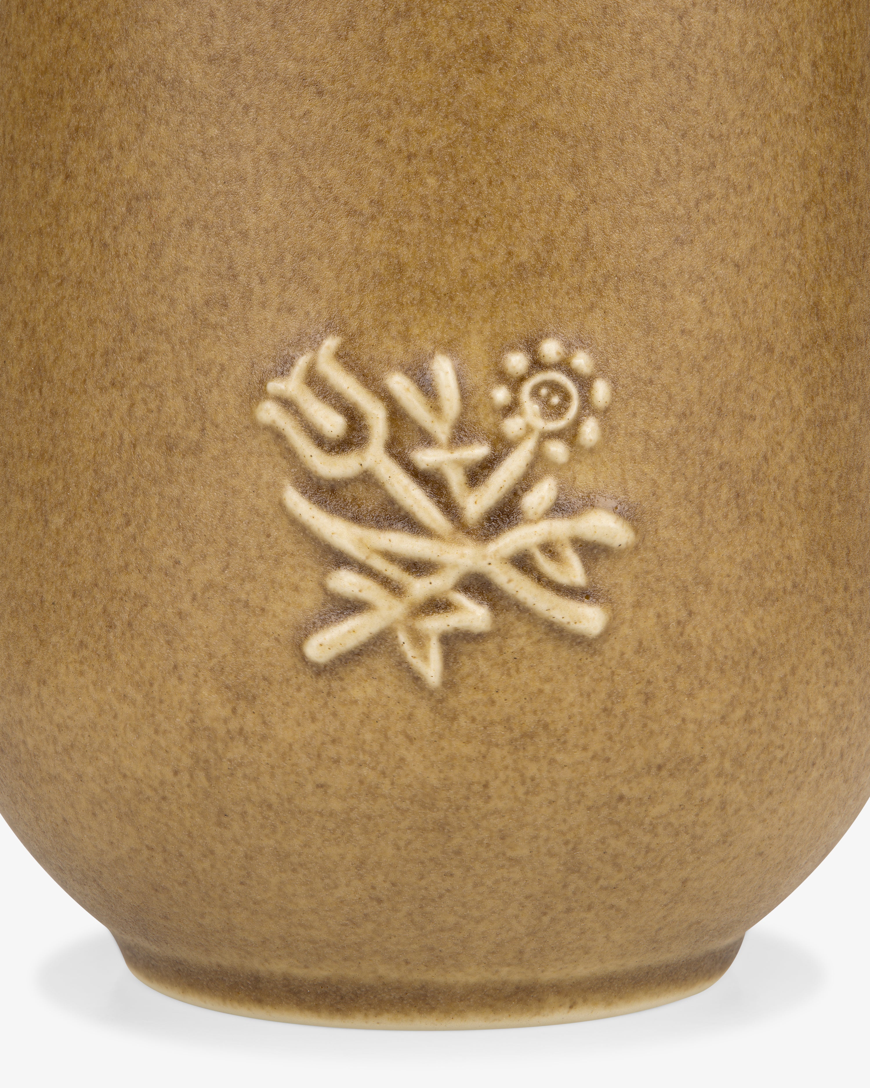 aim-leon-dore-queens-crest-vase-terracotta image 3